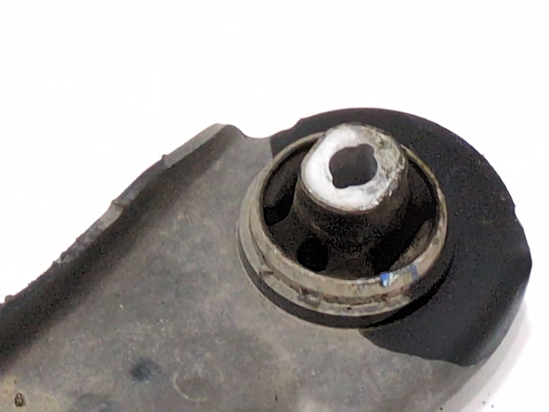 brazo_suspension_inferior_delantero_derecho_545042021r_renault_megane_iv_hatchback_b9a_m_n_1_5_blue_dci_95_b9a2