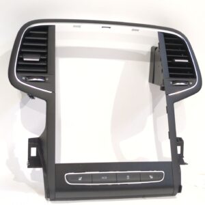 aireador_central_95301146_renault_megane_iv_hatchback_b9a_m_n_1_5_blue_dci_95_b9a2