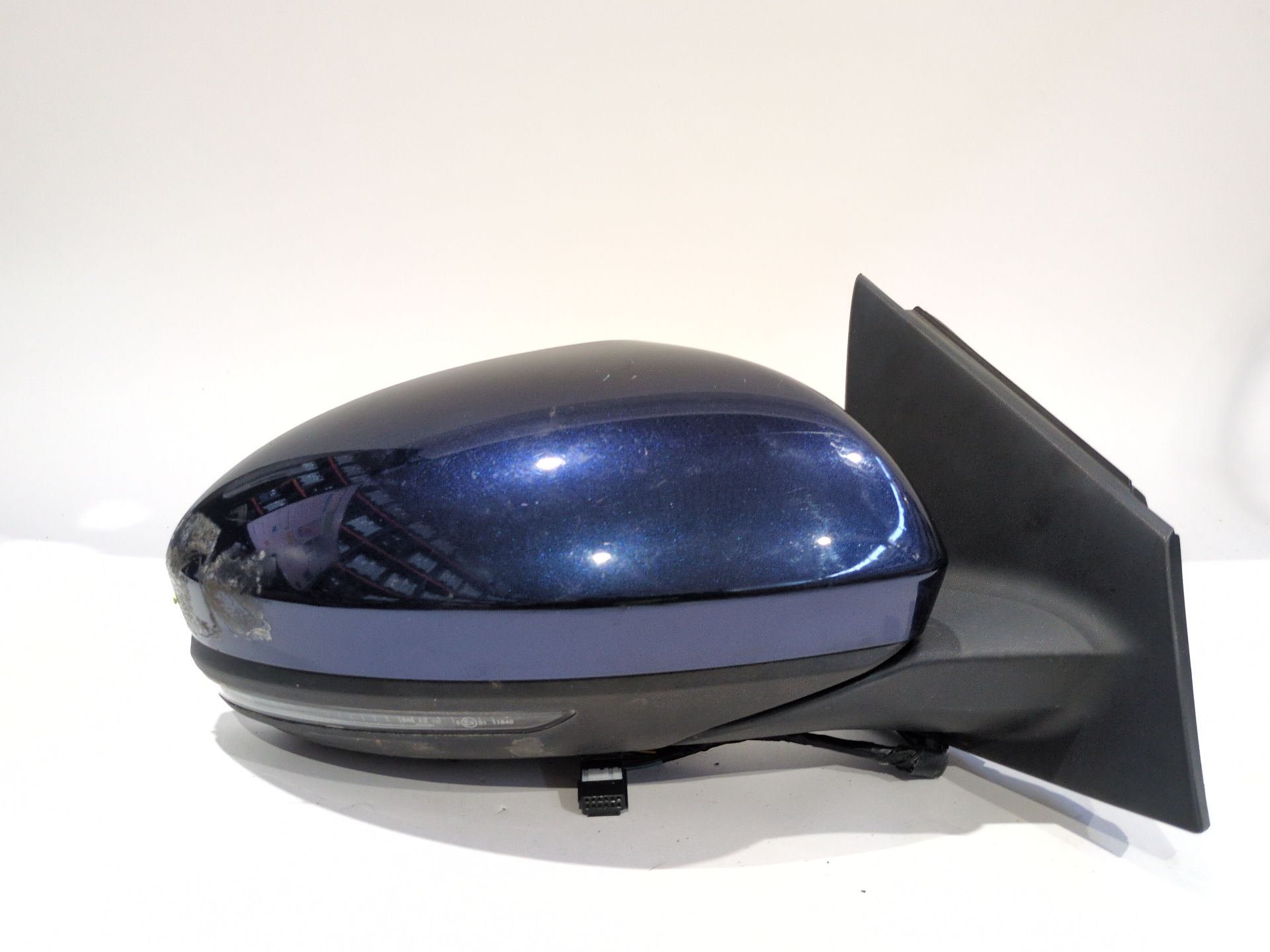 retrovisor_derecho_electrico_963010974r_0411251_renault_megane_iv_hatchback_b9a_m_n_1_5_blue_dci_95_b9a2