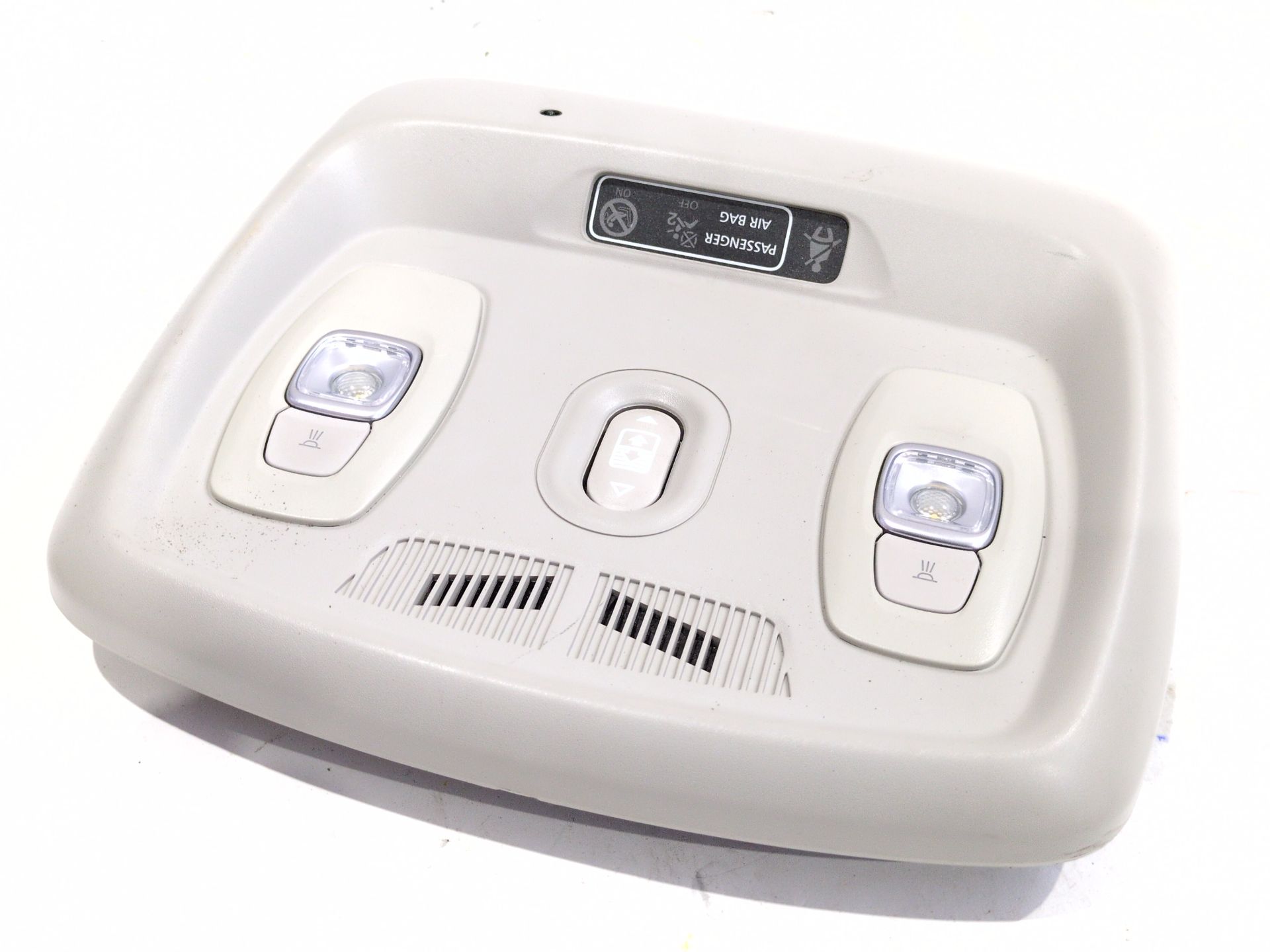 luz_interior_969807672r_renault_kadjar_ha_hl_1_5_dci_110_hla3