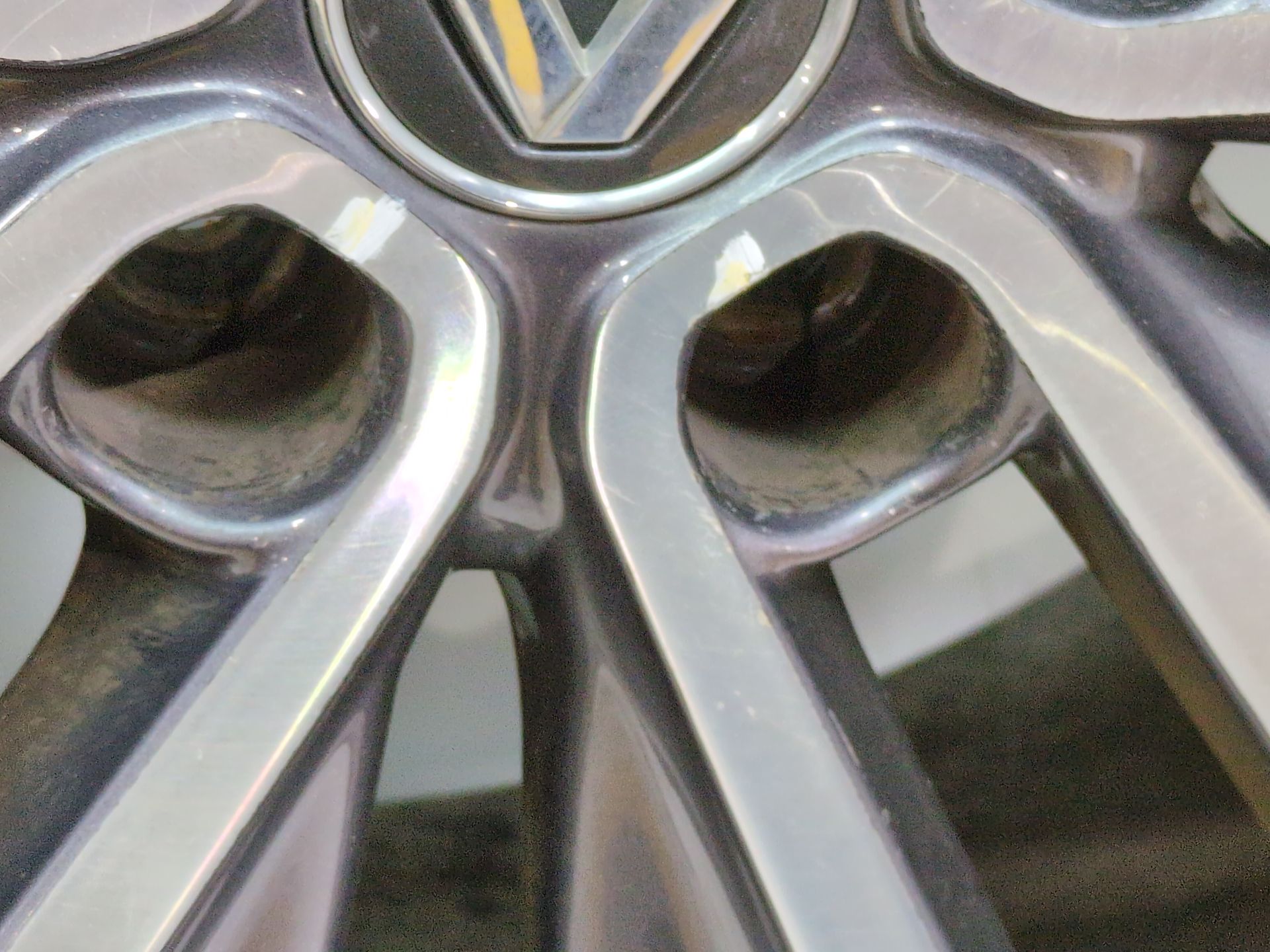 llanta_aluminio_403005400r_renault_kadjar_ha_hl_1_5_dci_110_hla3