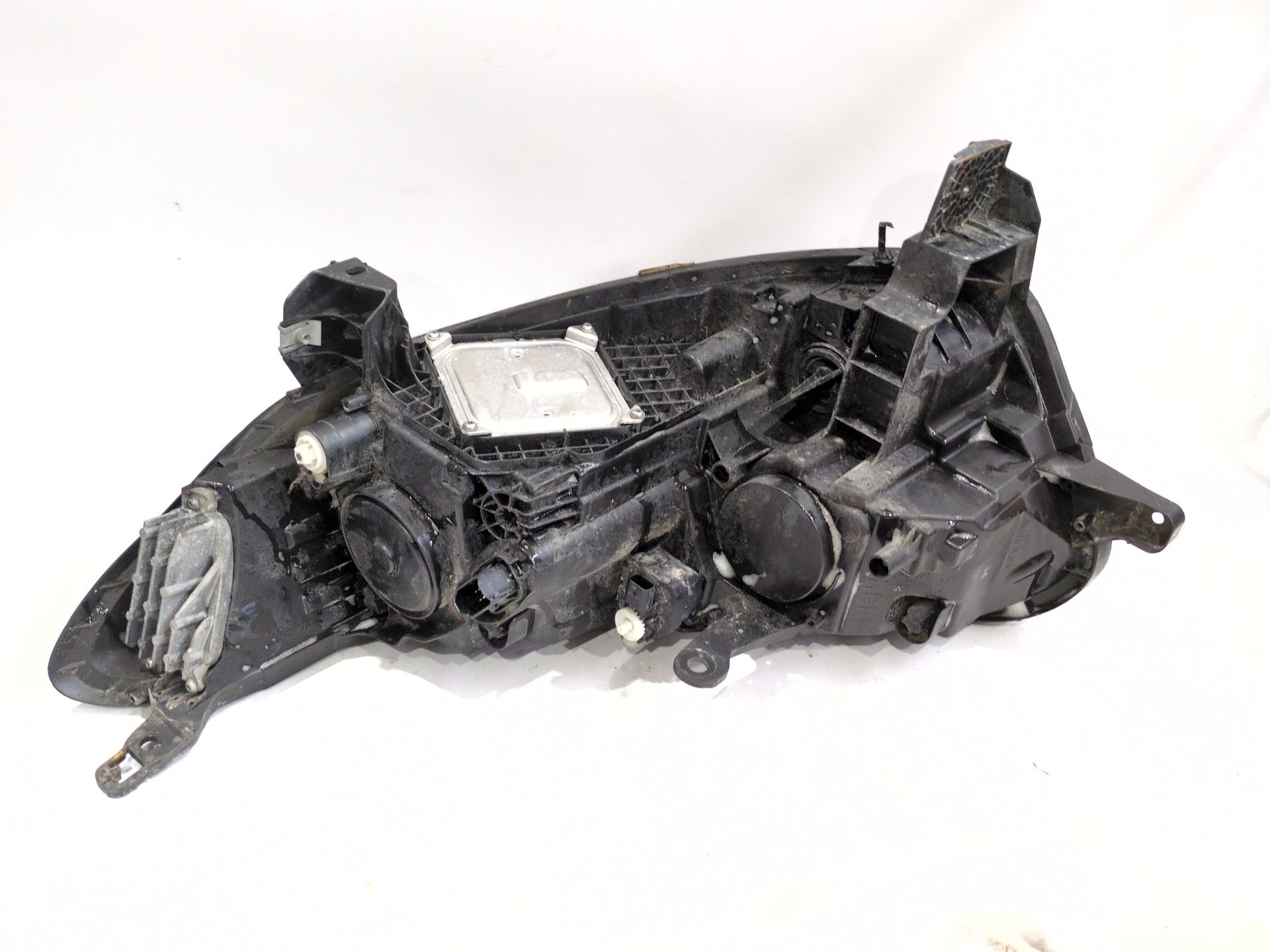 faro_derecho_260109679r_renault_kadjar_ha_hl_1_5_dci_110_hla3