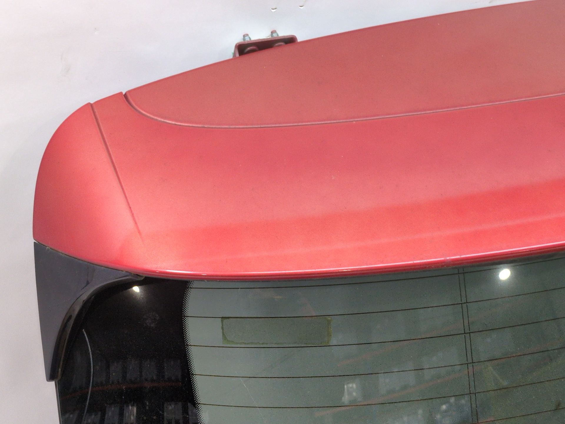 porton_trasero_901004161r_red_flame_tennp_renault_kadjar_ha_hl_1_5_dci_110_hla3