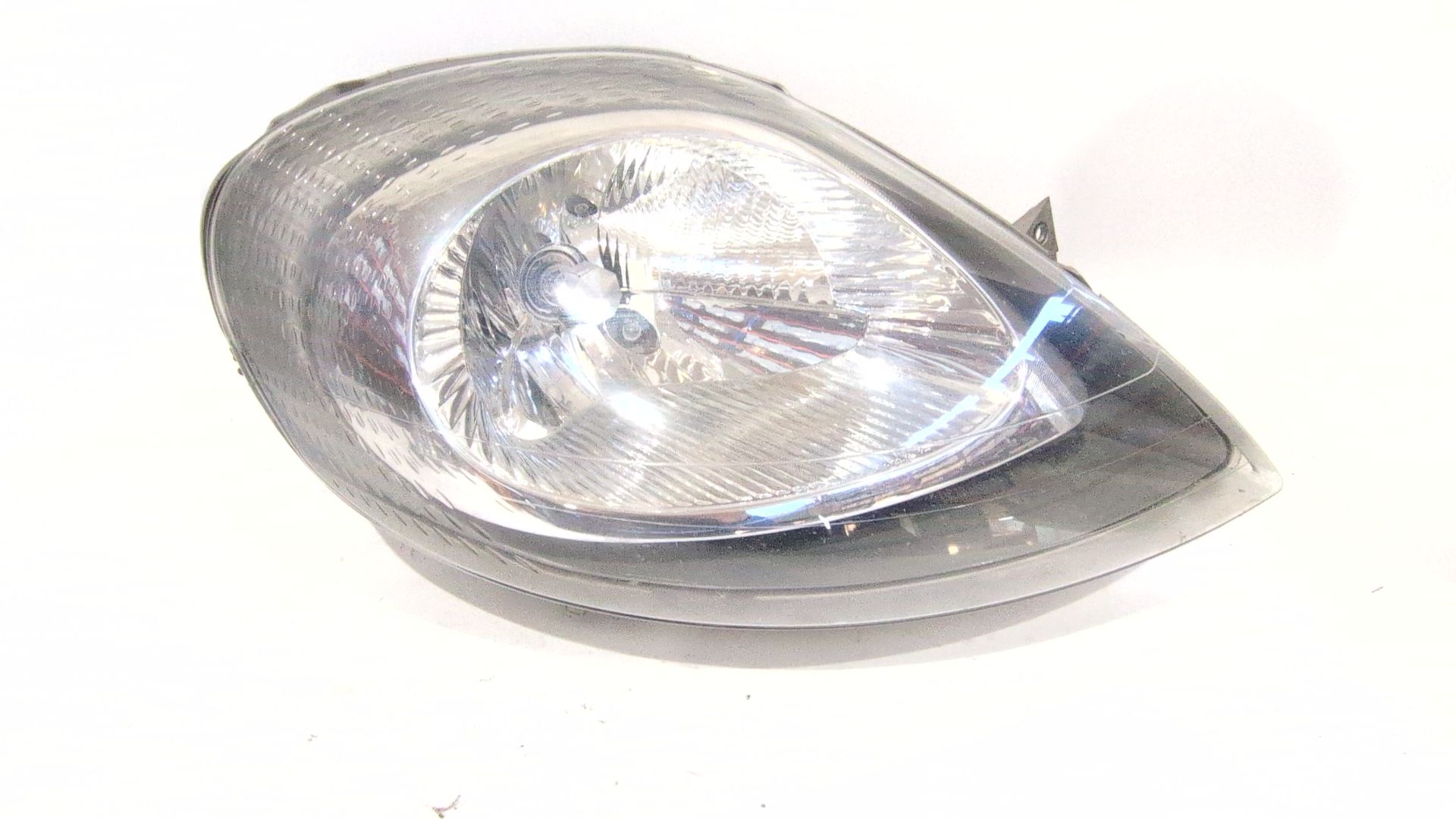 faro_derecho_7700311372_nissan_primastar_furgoneta_x83_1_9_dci_100