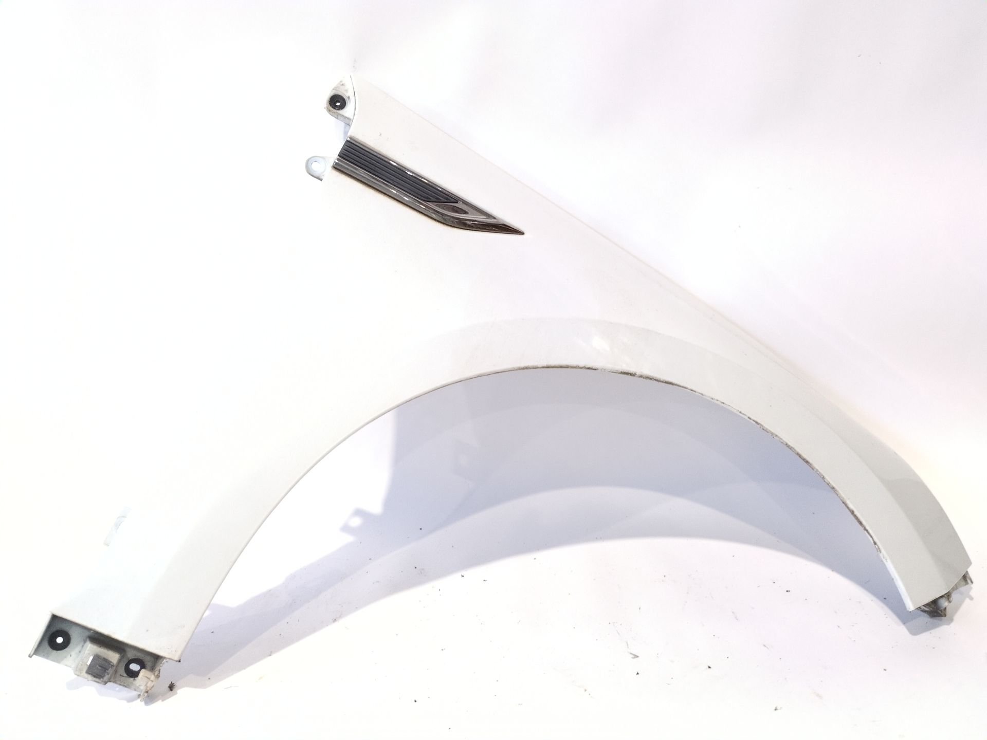 aleta_delantera_derecha_631009406r_renault_talisman_lp_2_0_blue_dci_200_lpal