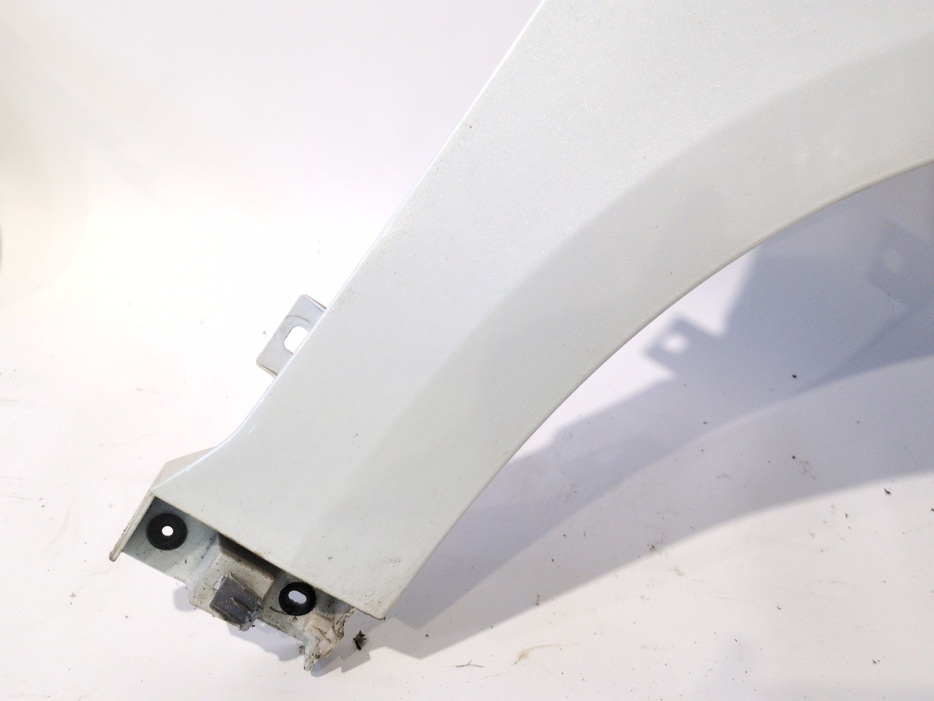 aleta_delantera_derecha_631009406r_renault_talisman_lp_2_0_blue_dci_200_lpal