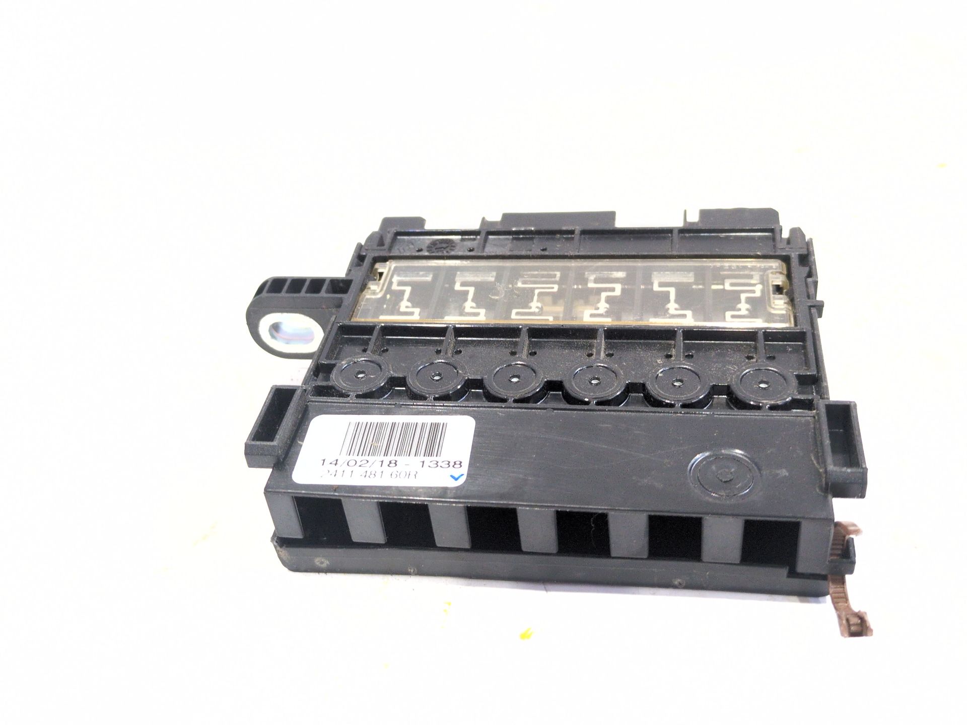 caja_reles_fusibles_241148160r_renault_talisman_lp_2_0_blue_dci_200_lpal