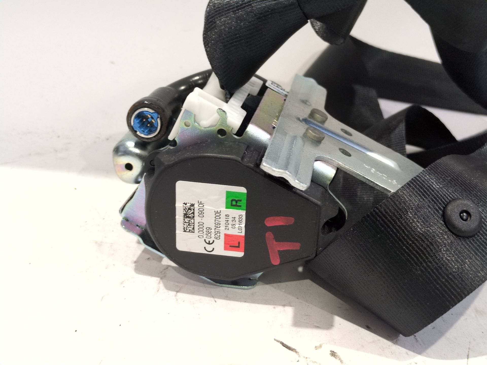 cinturon_seguridad_trasero_izquierdo_888417450r_renault_talisman_lp_2_0_blue_dci_200_lpal