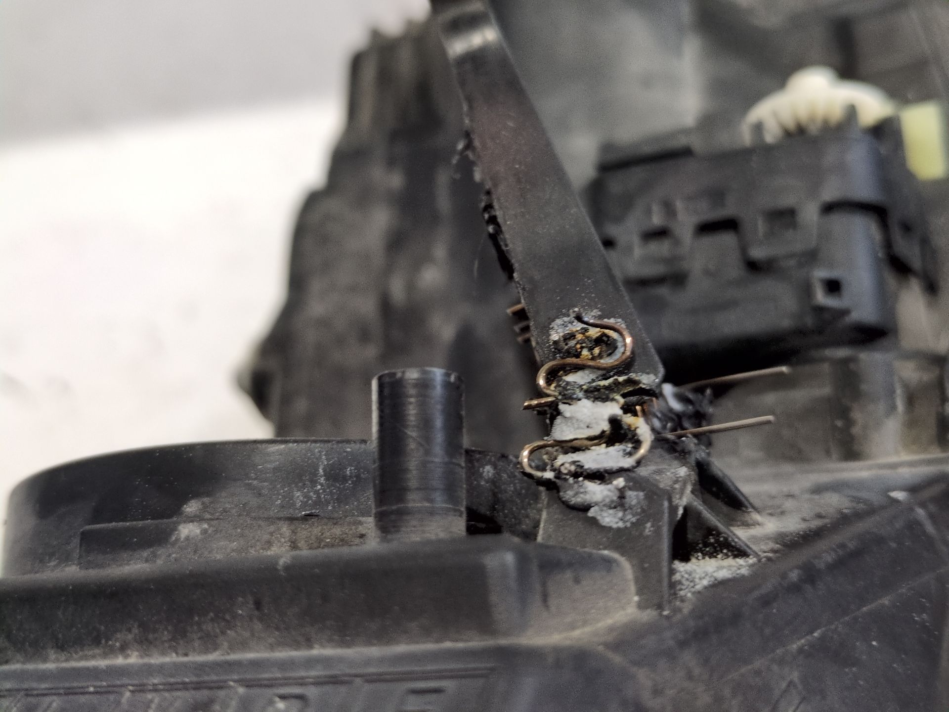 faro_izquierdo_260603525r_renault_kadjar_ha_hl_1_5_dci_110_hla3