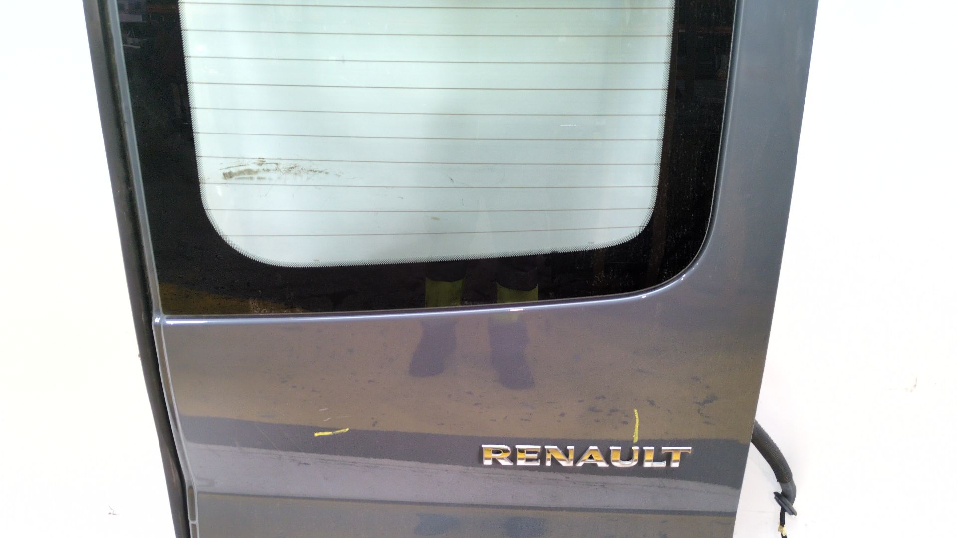 puerta_de_carga_trasera_derecha_901002765r_renault_trafic_iii_furgoneta_fg_2_0_dci_120_fgmn