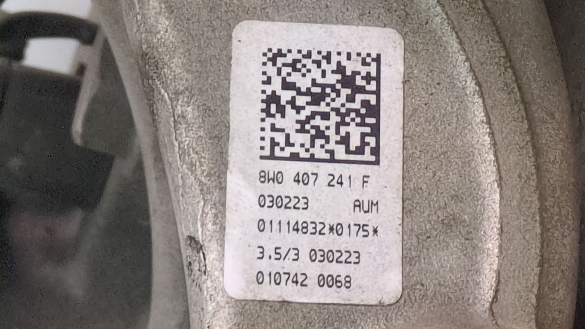 mangueta_delantera_izquierda_8w0407241f_audi_a4_b9_8w2_8wc_30_tdi_mild_hybrid