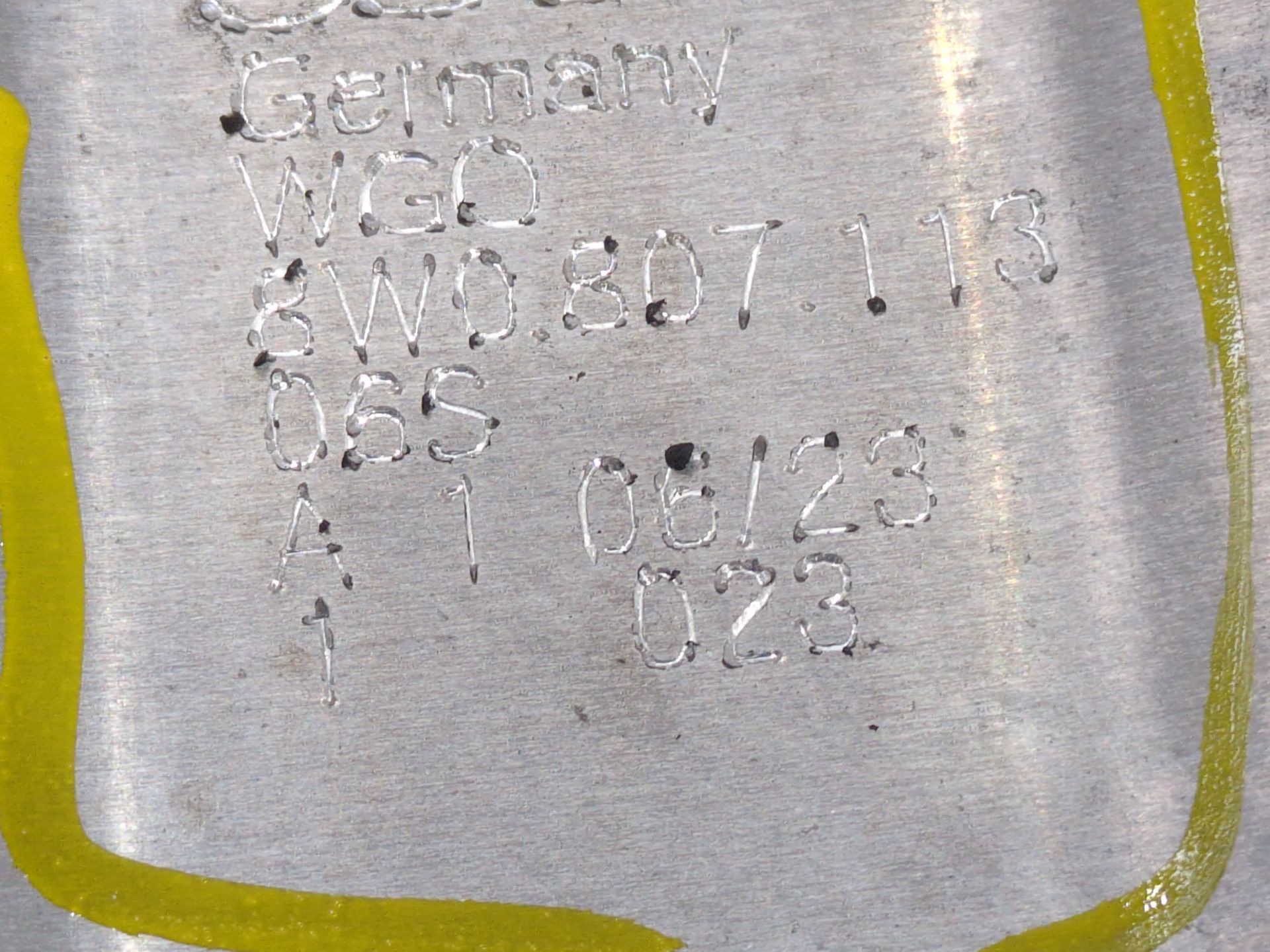 refuerzo_paragolpes_delantero_8w0807113_audi_a4_b9_8w2_8wc_30_tdi_mild_hybrid