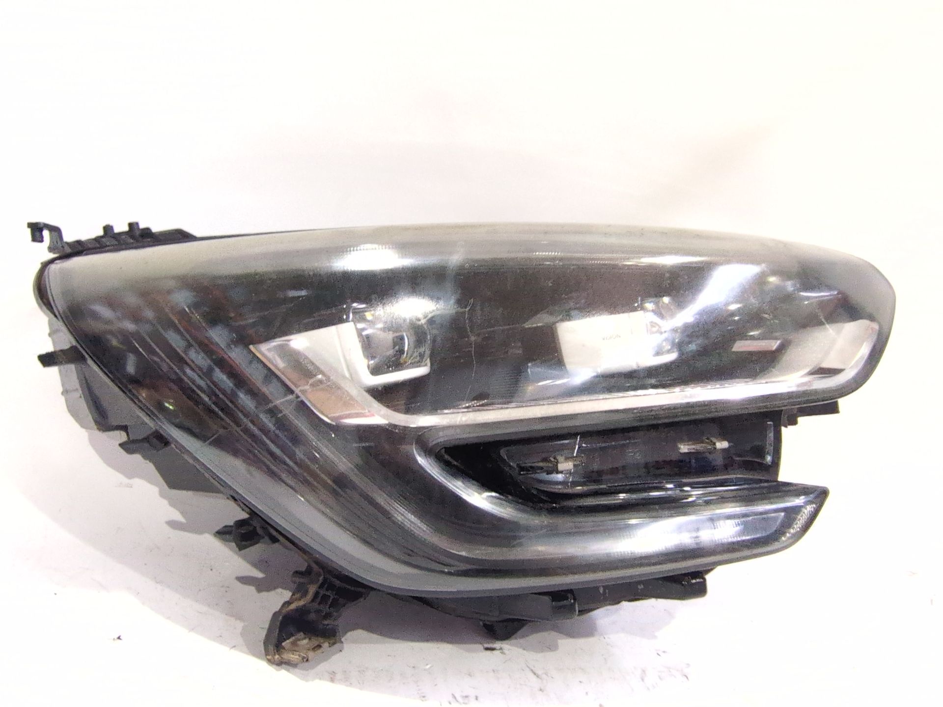 FARO DERECHO RENAULT MEGANE IV HATCHBACK (B9A/M/N_) 1.8 BLUE DCI 150 (B9A7) - 260104596r