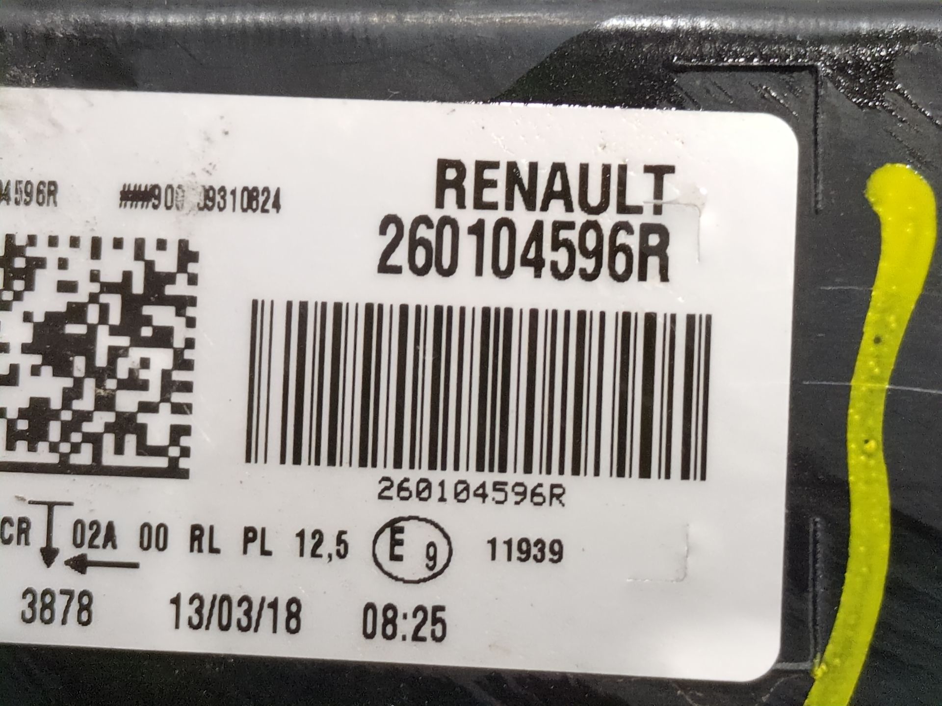 faro_derecho_260104596r_renault_megane_iv_hatchback_b9a_m_n_1_8_blue_dci_150_b9a7