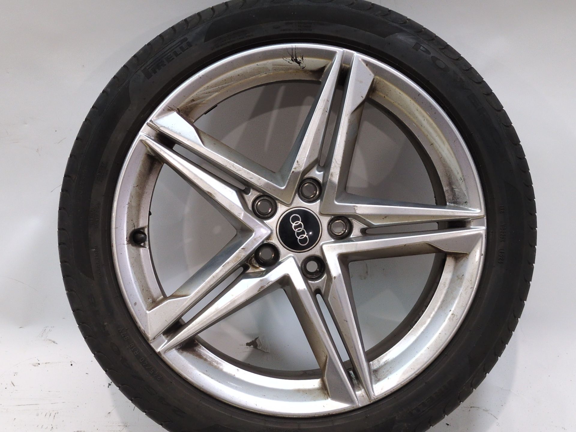 llanta_aluminio_8w0601025ec_audi_a4_b9_8w2_8wc_30_tdi_mild_hybrid