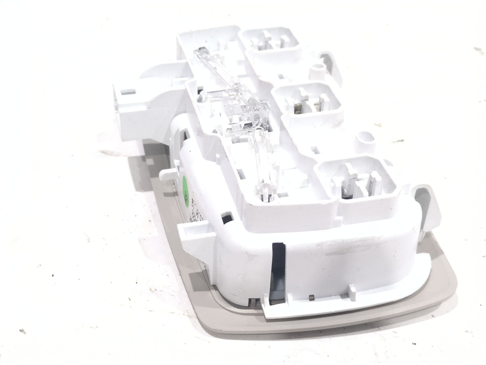 luz_interior_264309166r_renault_megane_iv_hatchback_b9a_m_n_1_8_blue_dci_150_b9a7