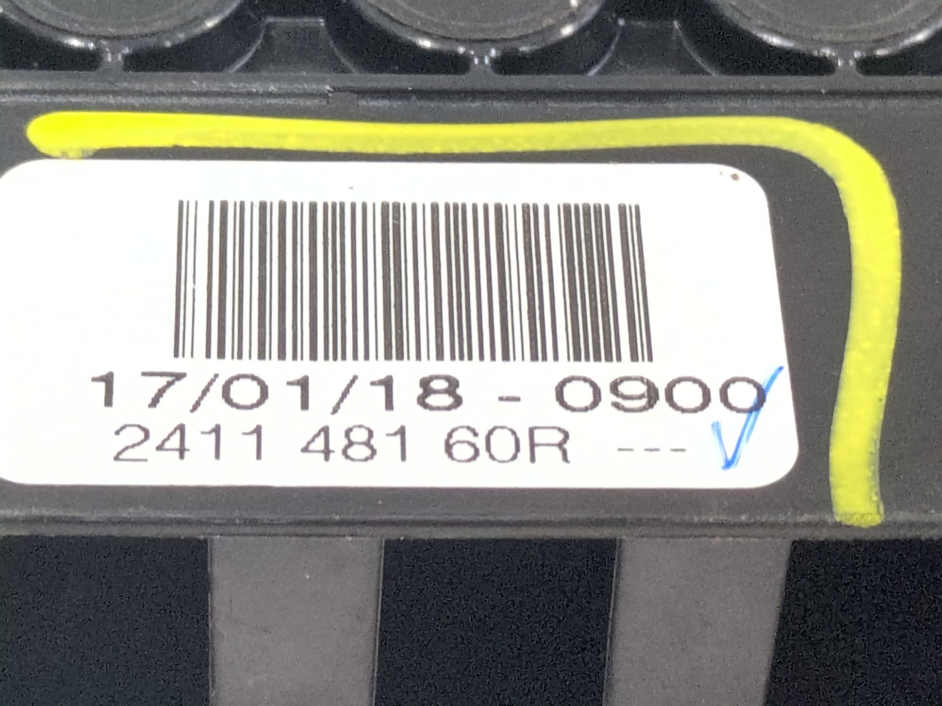 caja_reles_fusibles_241148160r_renault_megane_iv_hatchback_b9a_m_n_1_8_blue_dci_150_b9a7