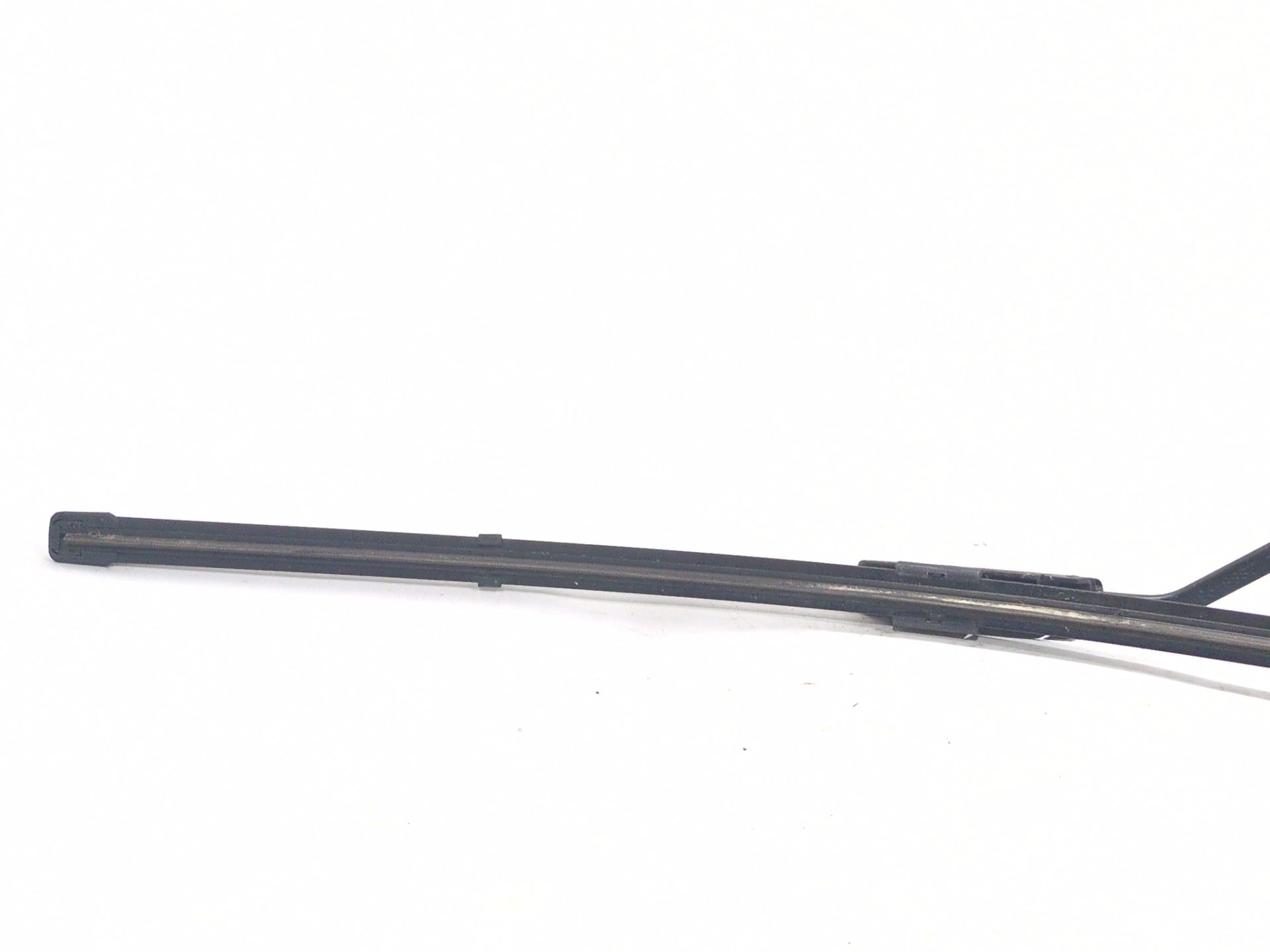 brazo_limpia_delantero_izquierdo_w000065554_renault_megane_iv_hatchback_b9a_m_n_1_8_blue_dci_150_b9a7