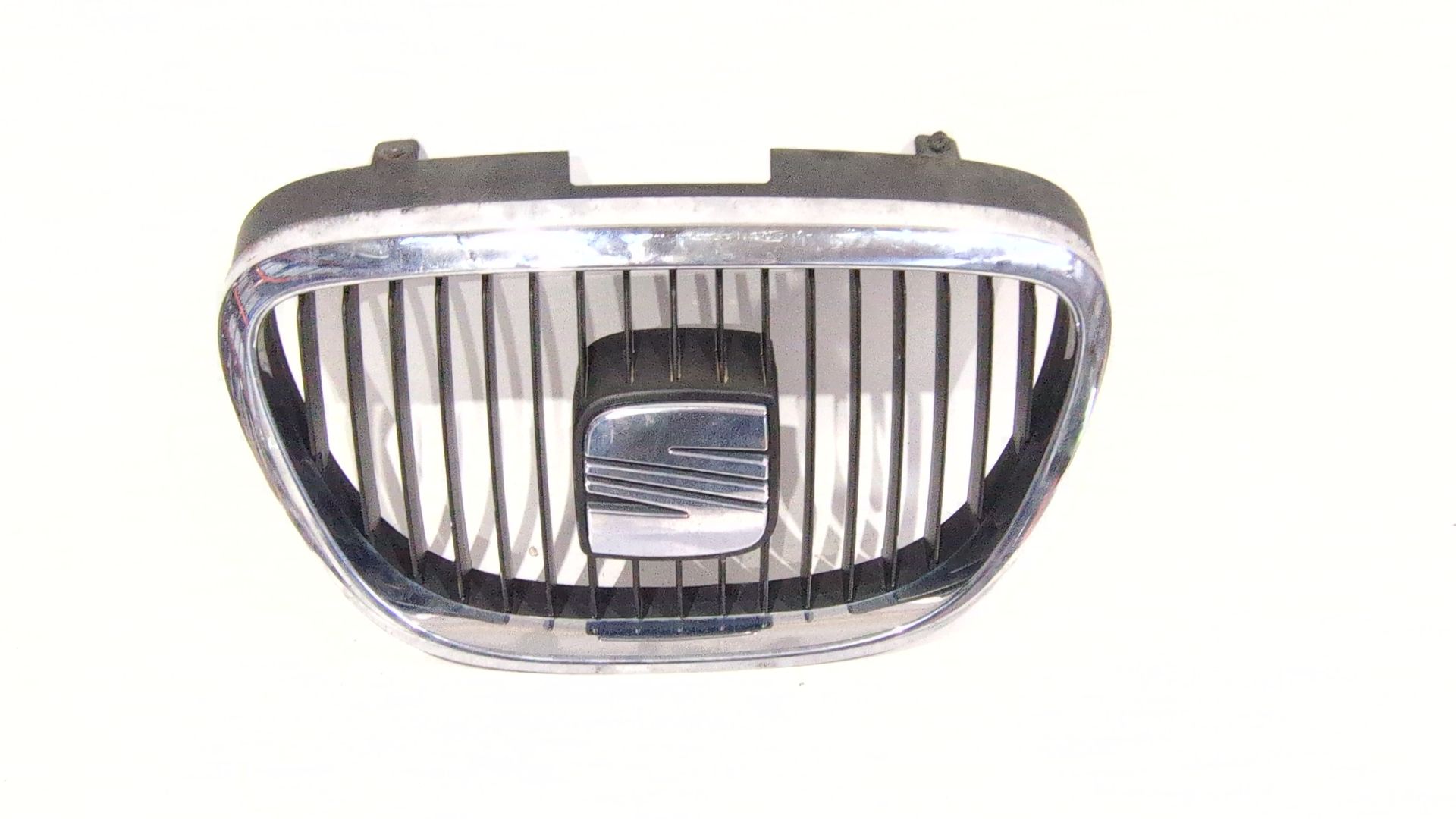 rejilla_delantera_1pl853651bn4_seat_leon_1p1_1_9_tdi