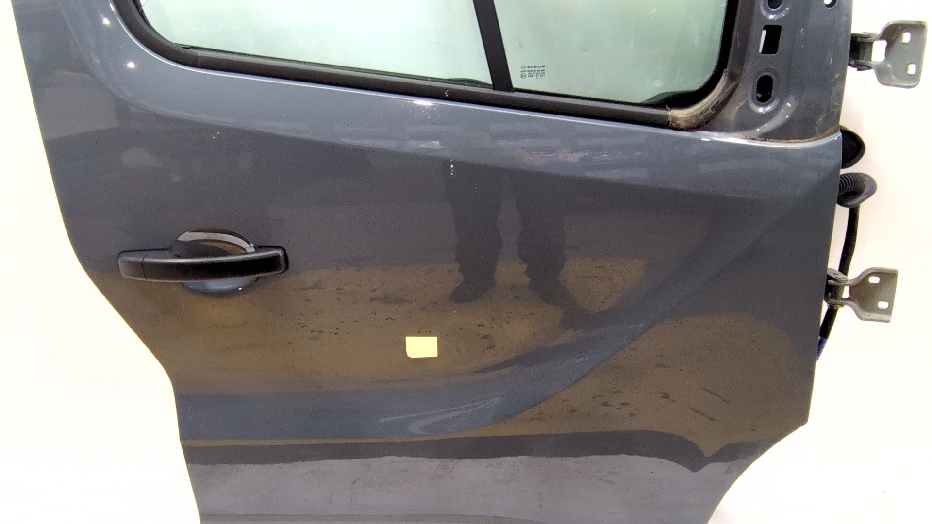 puerta_delantera_derecha_801003523r_grey_urban_ovkpw_renault_trafic_iii_autobus_jg_2_0_dci_170_jgmm_jgmv