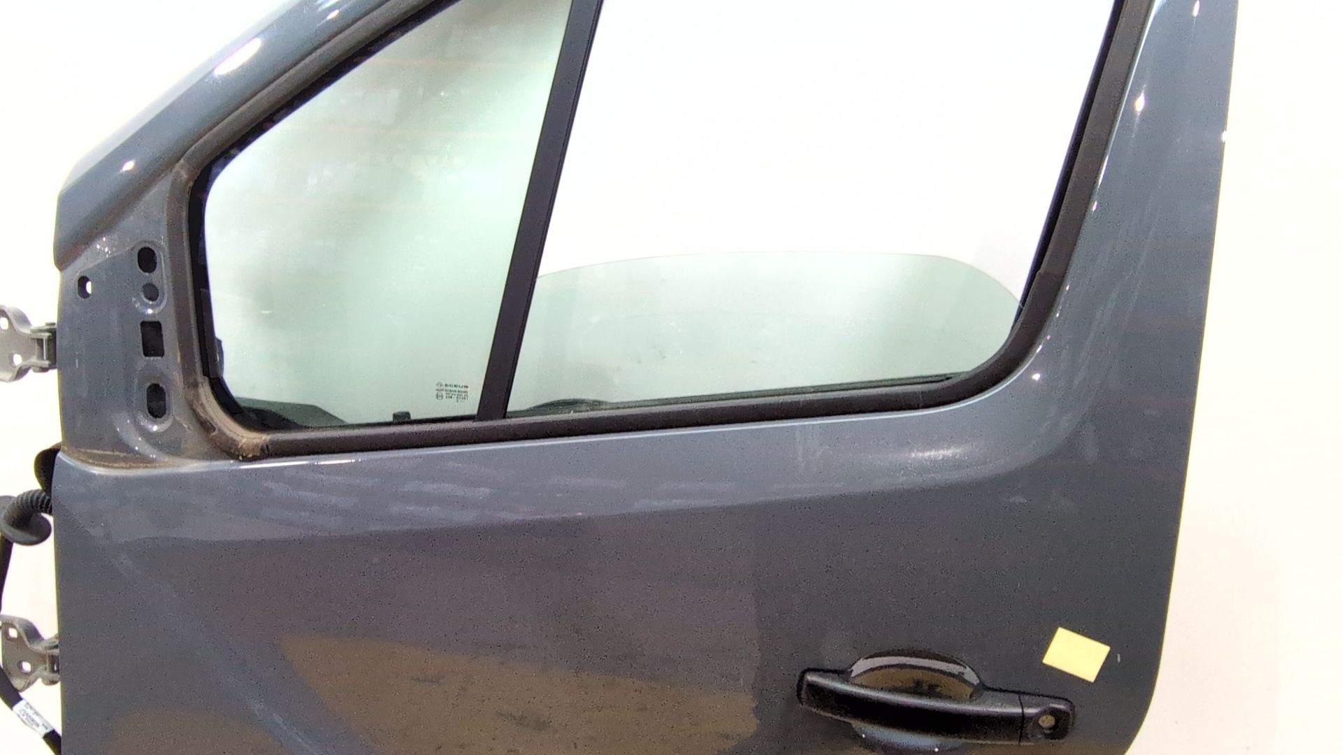 puerta_delantera_izquierda_801010179r_grey_urban_ovkpw_renault_trafic_iii_autobus_jg_2_0_dci_170_jgmm_jgmv