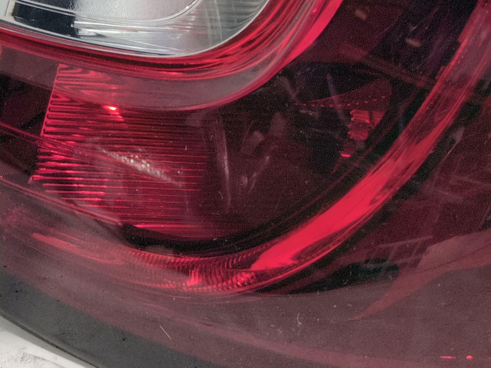 piloto_trasero_derecho_exterior_265506738r_renault_captur_i_j5_h5_1_5_dci_90