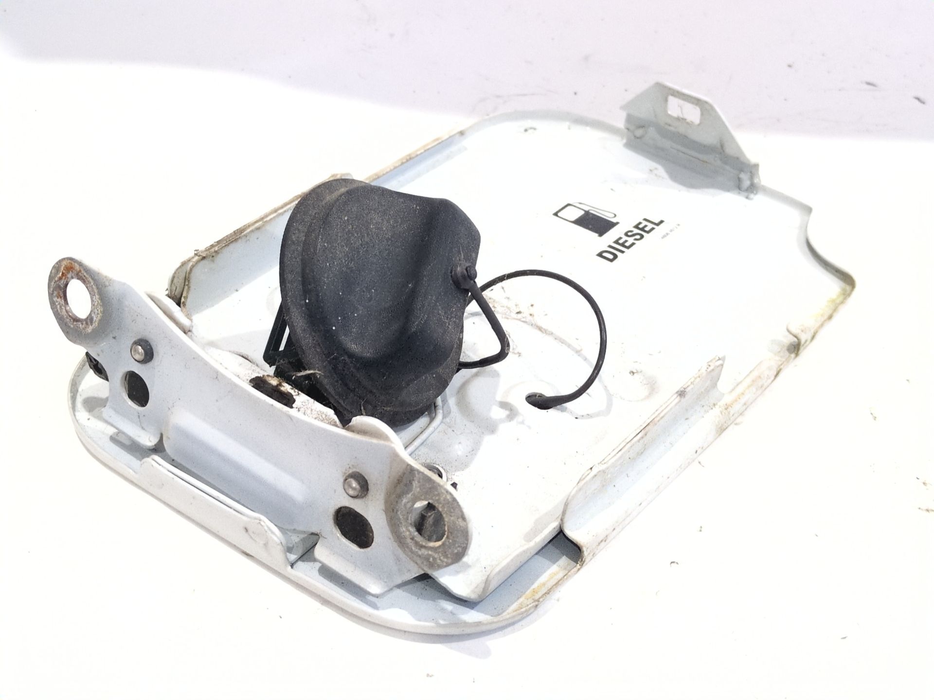 tapa_exterior_combustible_sin_referencia_dacia_dokker_furgoneta_monovolumen_1_5_blue_dci_95_fejl