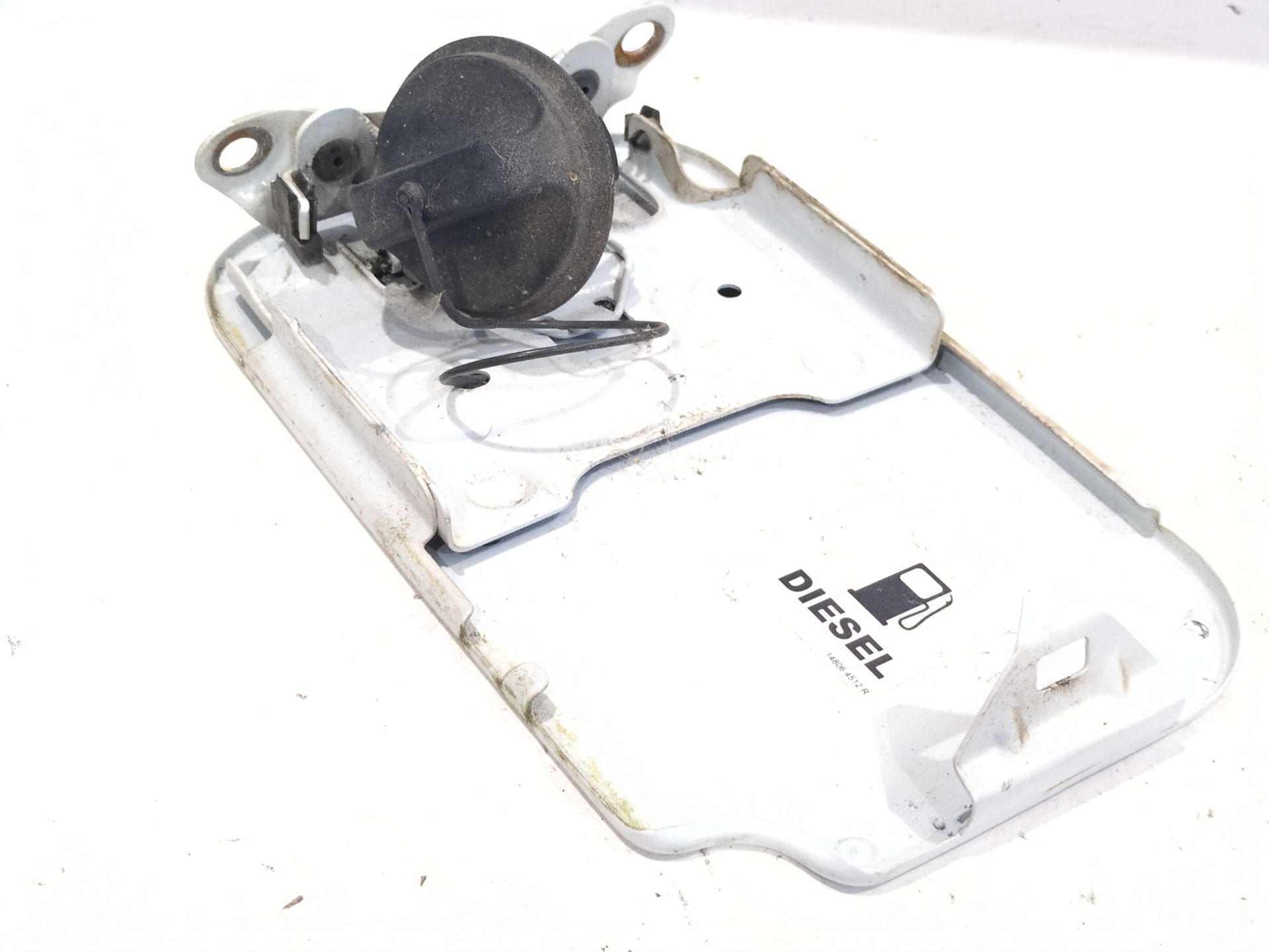 tapa_exterior_combustible_sin_referencia_dacia_dokker_furgoneta_monovolumen_1_5_blue_dci_95_fejl