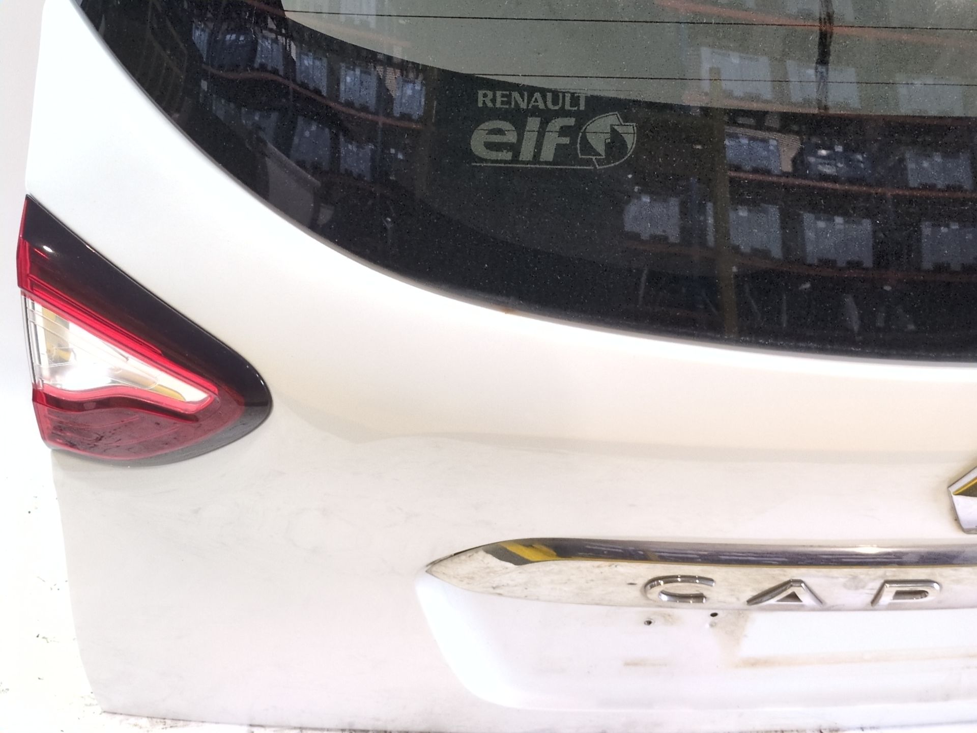 porton_trasero_901002357r_renault_captur_i_j5_h5_1_5_dci_90