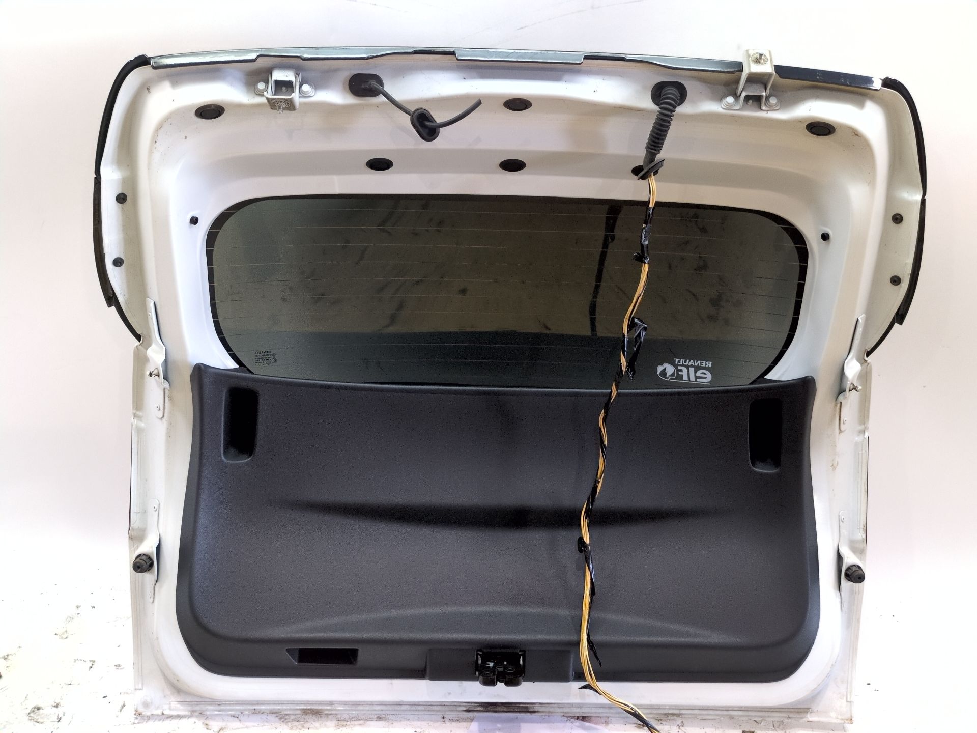 porton_trasero_901002357r_renault_captur_i_j5_h5_1_5_dci_90