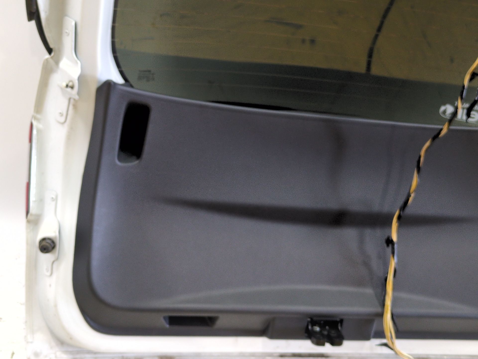 porton_trasero_901002357r_renault_captur_i_j5_h5_1_5_dci_90