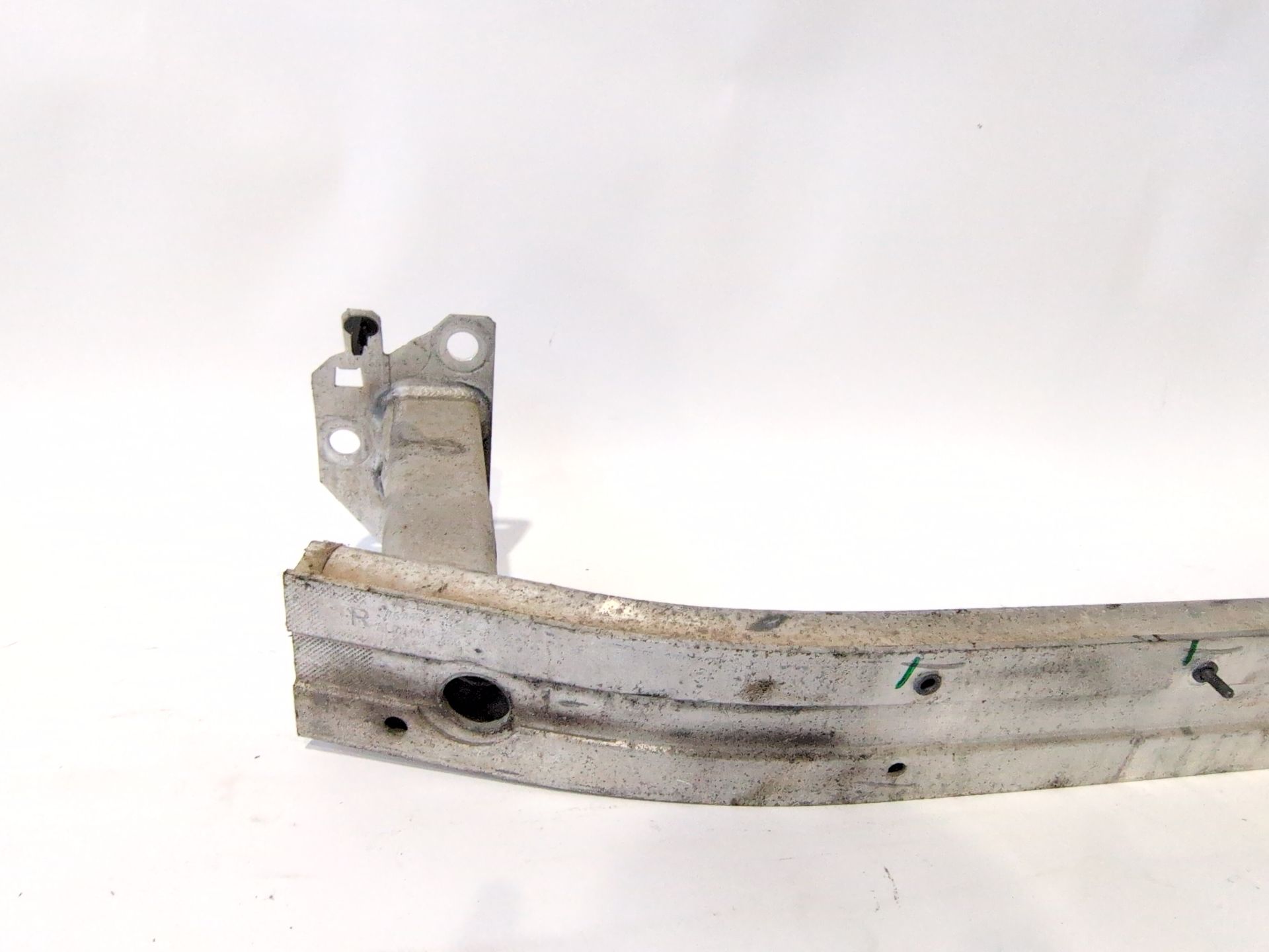 refuerzo_paragolpes_delantero_sin_referencia_renault_captur_i_j5_h5_1_5_dci_90