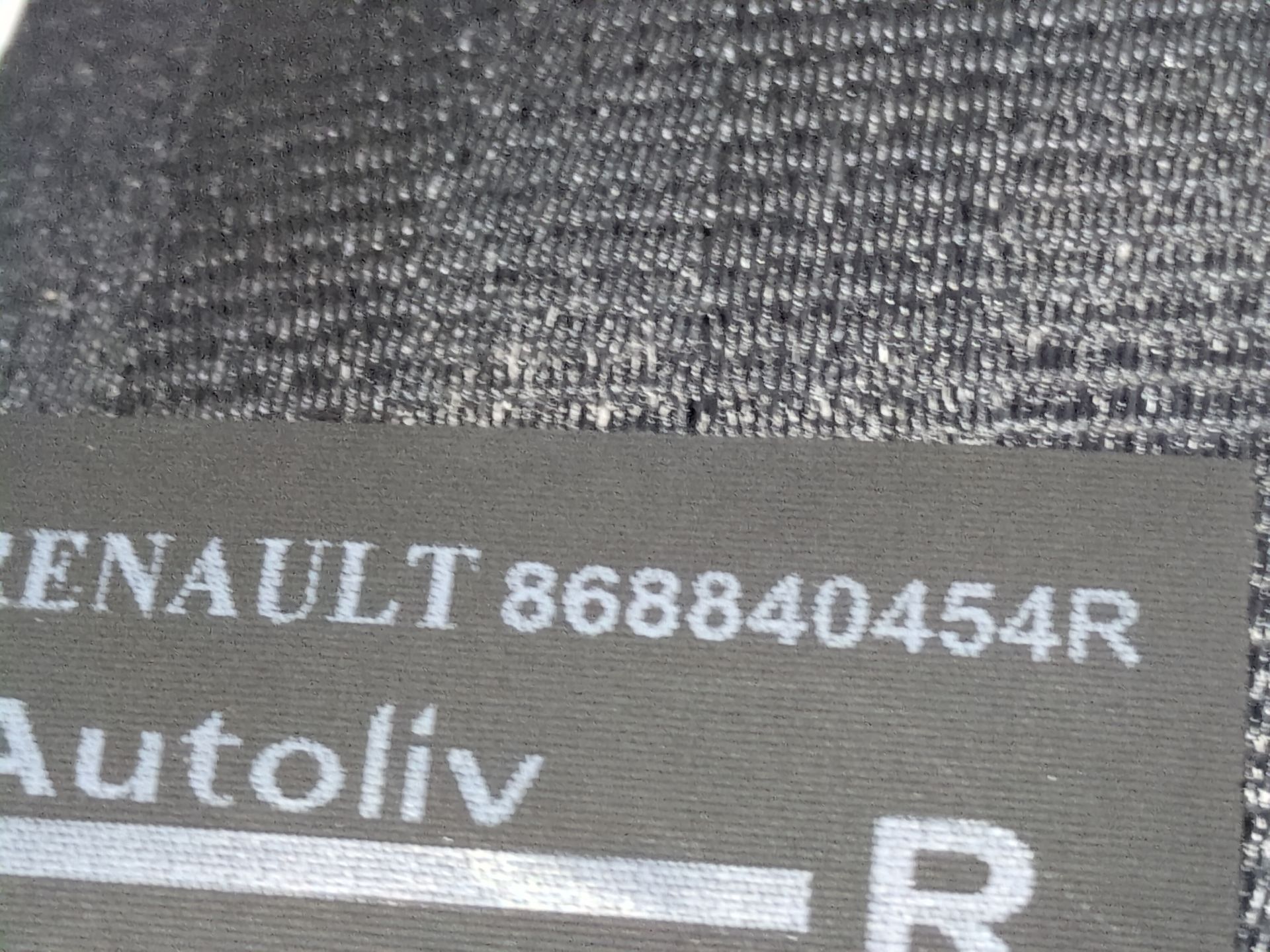 cinturon_seguridad_delantero_derecho_868840454r_renault_captur_i_j5_h5_1_5_dci_90