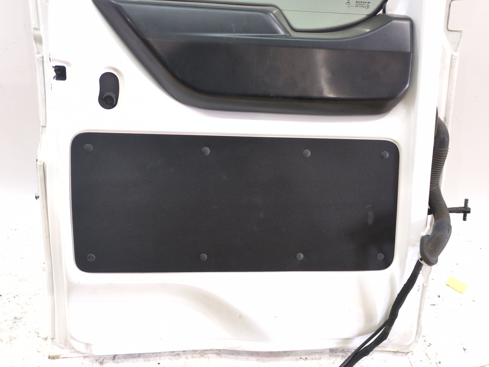 puerta_de_carga_trasera_izquierda_sin_referencia_renault_kangoo_iii_monospace_blue_dci_95_kjab