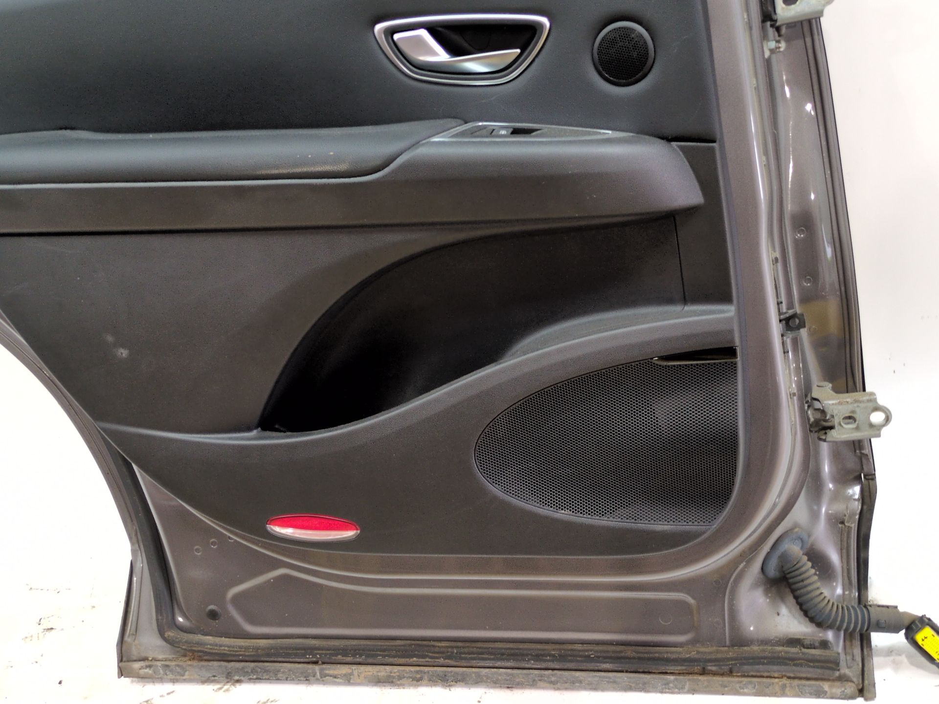 puerta_trasera_izquierda_821019868r_grey_tekng_renault_espace_v_jr_2_0_blue_dci_160_jram