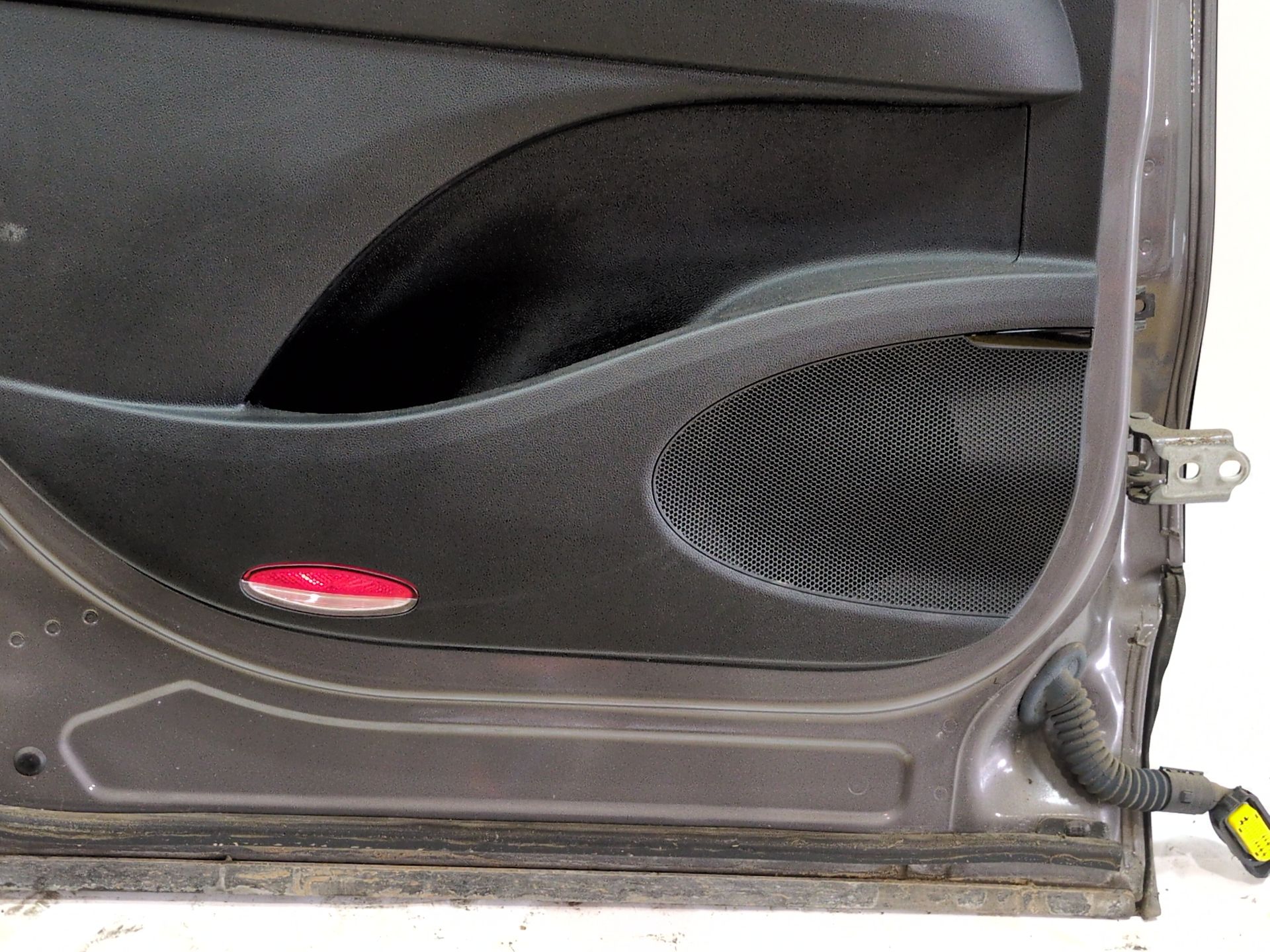 puerta_trasera_izquierda_821019868r_grey_tekng_renault_espace_v_jr_2_0_blue_dci_160_jram