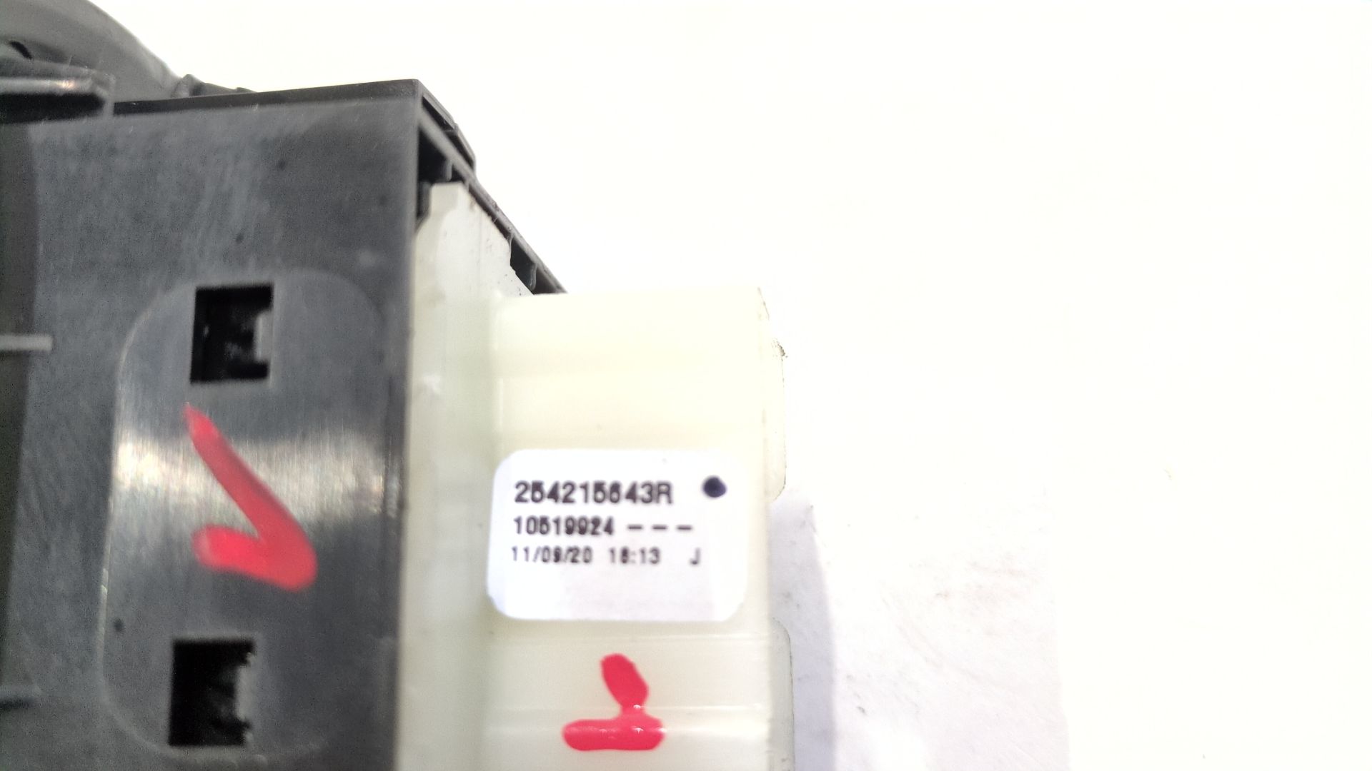 mando_elevalunas_delantero_izquierdo_254215645r_255704283r_renault_master_iii_furgoneta_fv_2_3_dci_150_rwd_fv0f