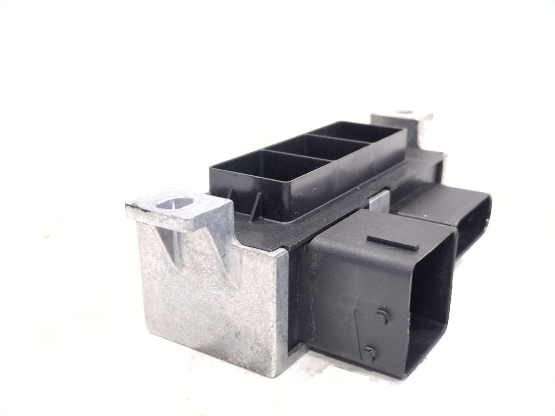 caja_precalentamiento_271202380r_renault_master_iii_furgoneta_fv_2_3_dci_135_rwd_fv0n