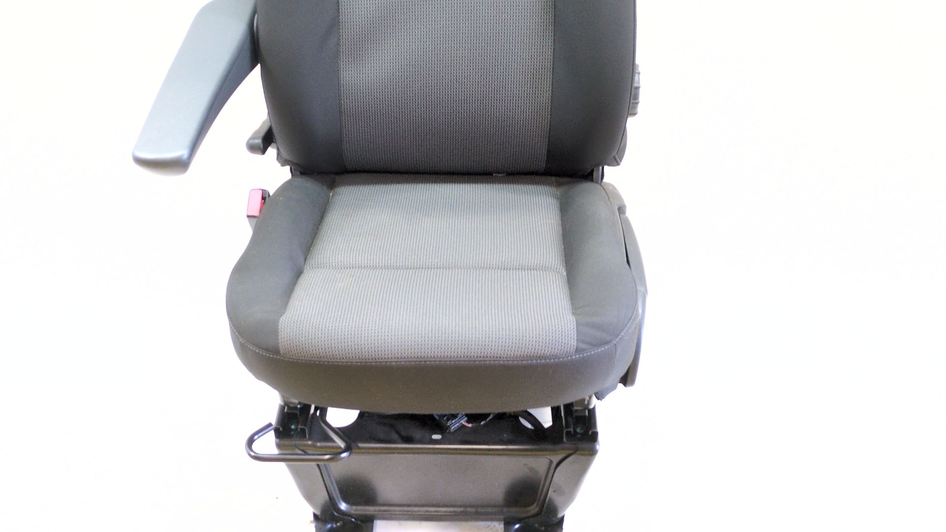 asiento_delantero_izquierdo_870500470r_renault_master_iii_furgoneta_fv_2_3_dci_135_fwd_fv0n_fv08