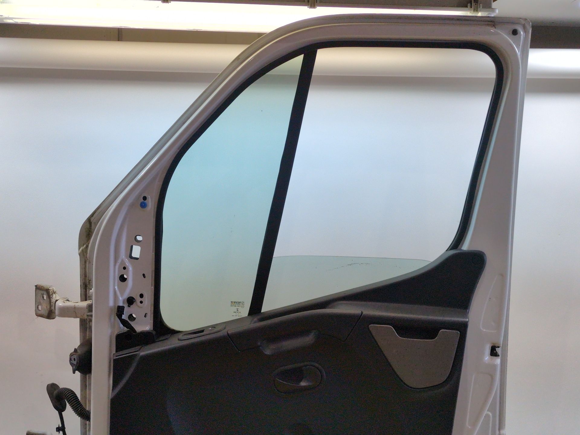 puerta_delantera_derecha_sin_referencia_renault_master_iii_furgoneta_fv_2_3_dci_135_rwd_fv0n