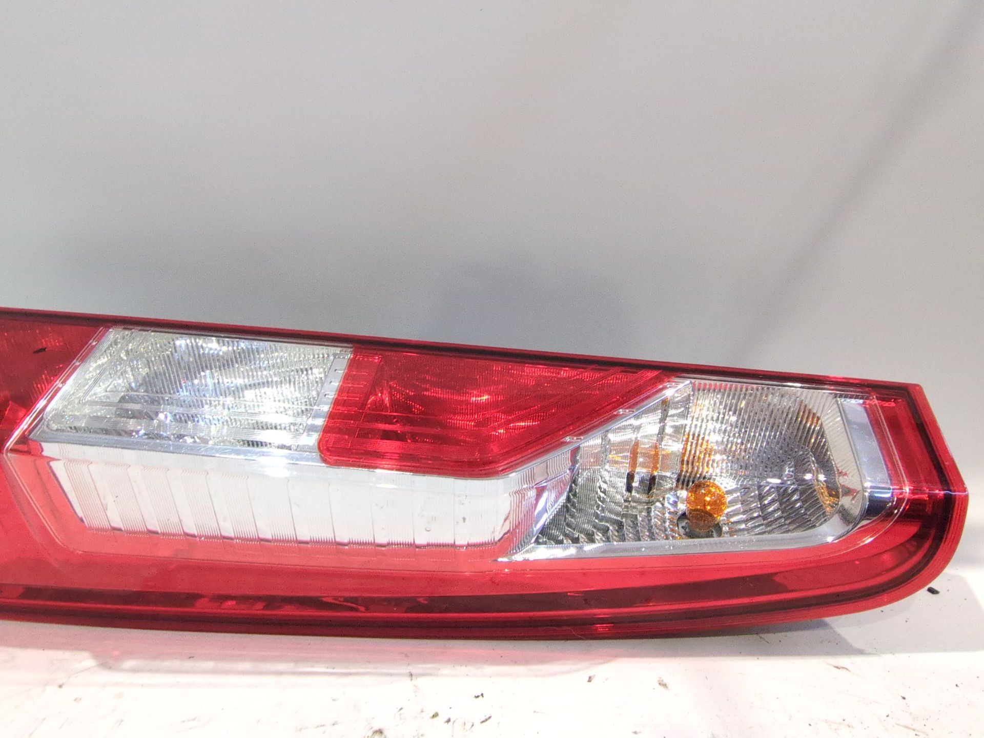 piloto_trasero_derecho_265500023r_renault_master_iii_furgoneta_fv_2_3_dci_135_rwd_fv0n