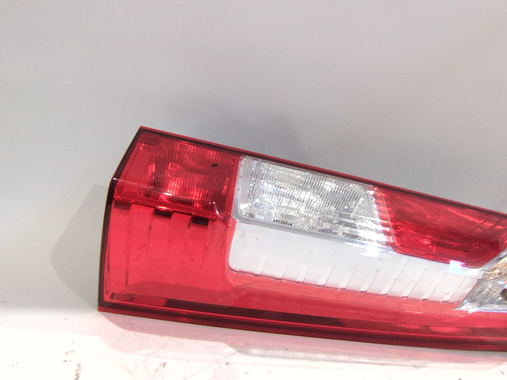 piloto_trasero_derecho_265500023r_renault_master_iii_furgoneta_fv_2_3_dci_135_rwd_fv0n