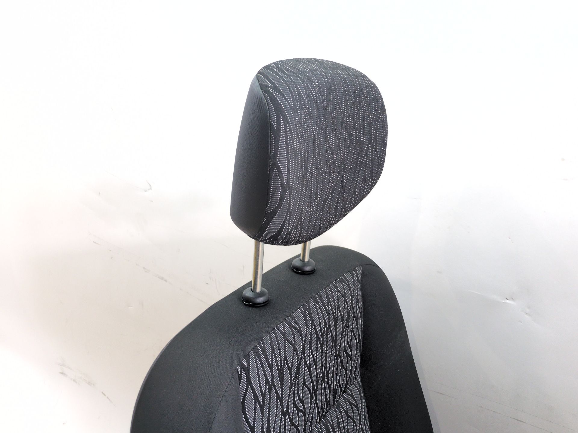 asiento_delantero_izquierdo_sin_referencia_renault_master_iii_furgoneta_fv_2_3_dci_135_rwd_fv0n