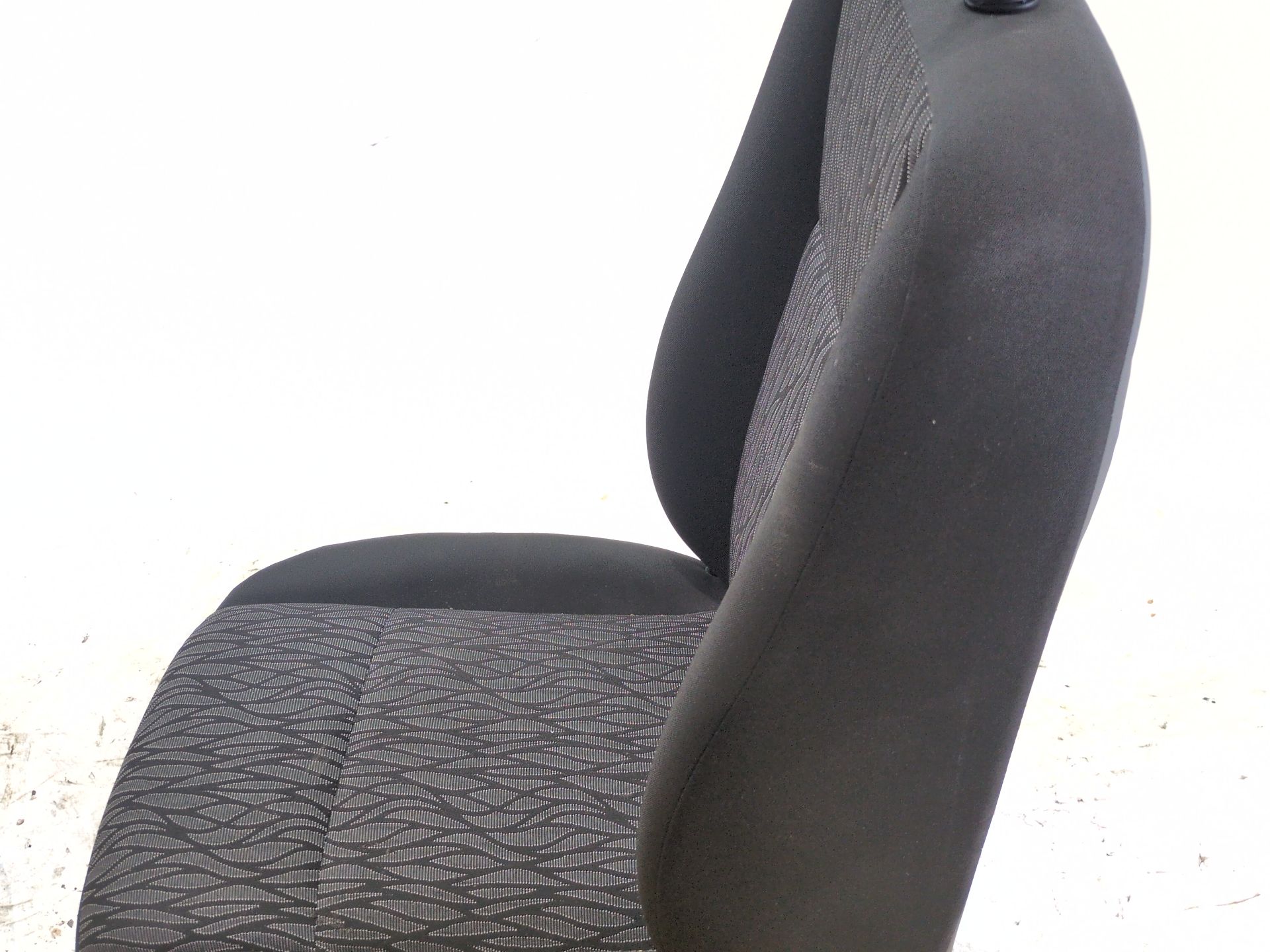 asiento_delantero_izquierdo_sin_referencia_renault_master_iii_furgoneta_fv_2_3_dci_135_rwd_fv0n