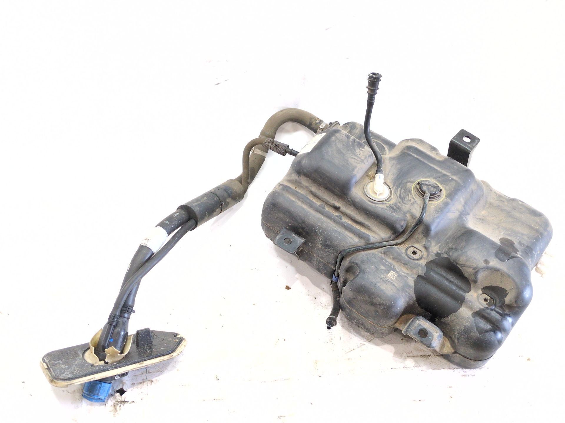 DEPOSITO ADBLUE RENAULT MASTER III FURGONETA (FV) 2.3 DCI 135 RWD (FV0N) - 172a22038r