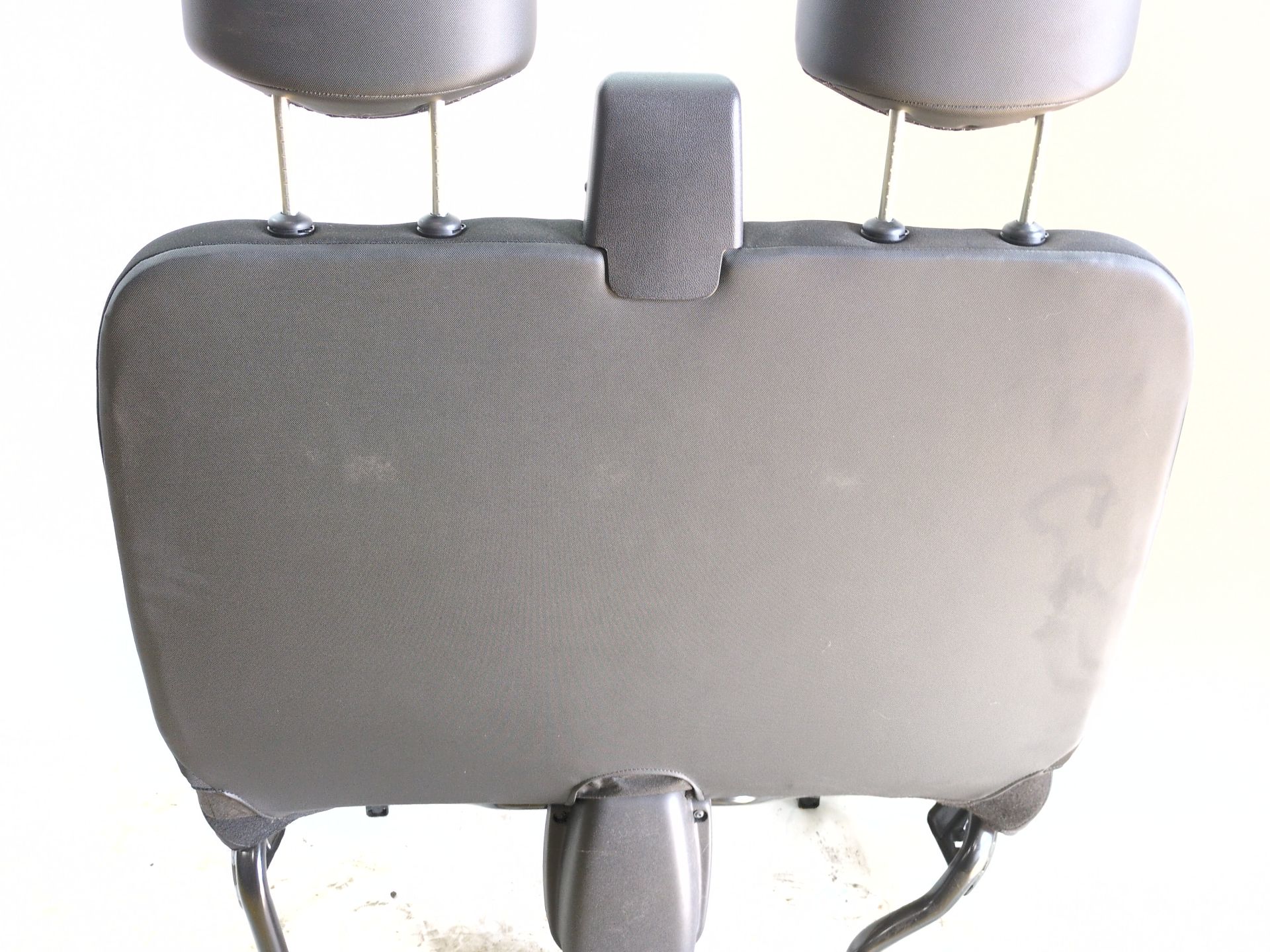 asiento_delantero_medio_y_derecho_sin_referencia_renault_master_iii_furgoneta_fv_2_3_dci_135_rwd_fv0n