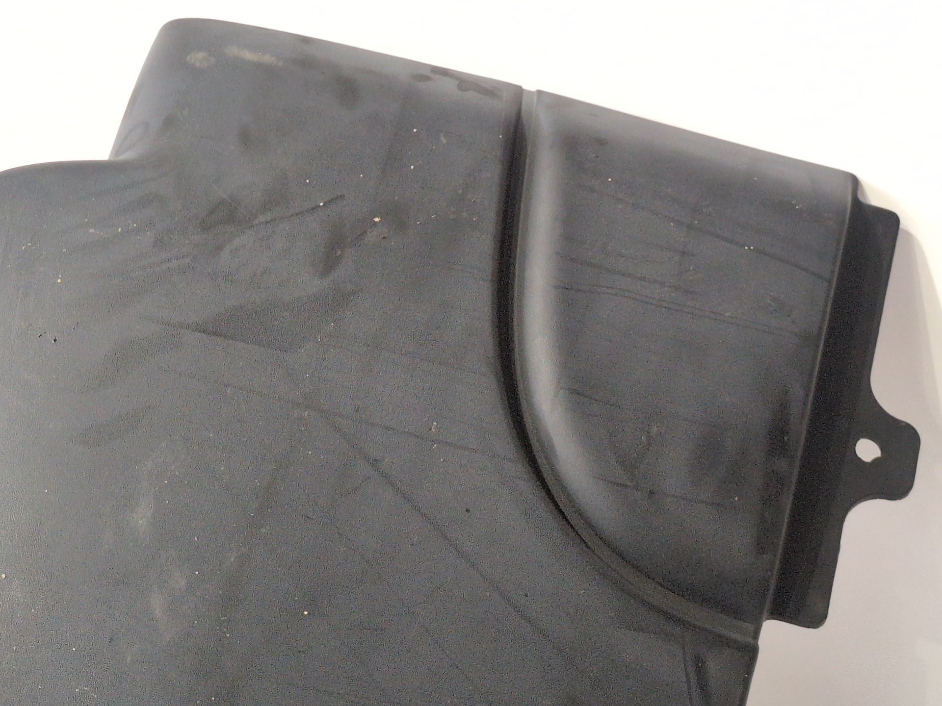 puntera_paragolpes_trasero_derecho_850167651r_renault_master_iii_furgoneta_fv_2_3_dci_135_rwd_fv0n