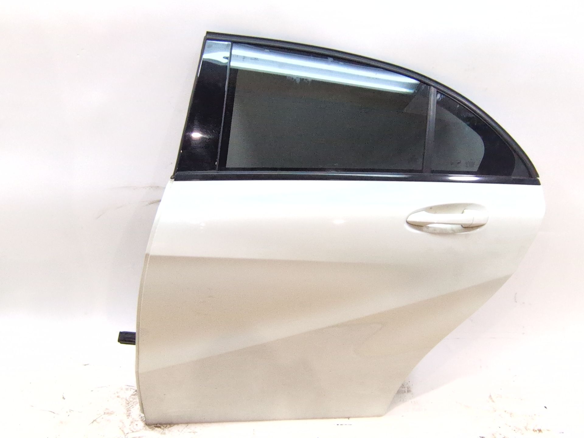 PUERTA TRASERA IZQUIERDA MERCEDES-BENZ CLASE A (W176) A 200 CDI (176.001) - A1767300105