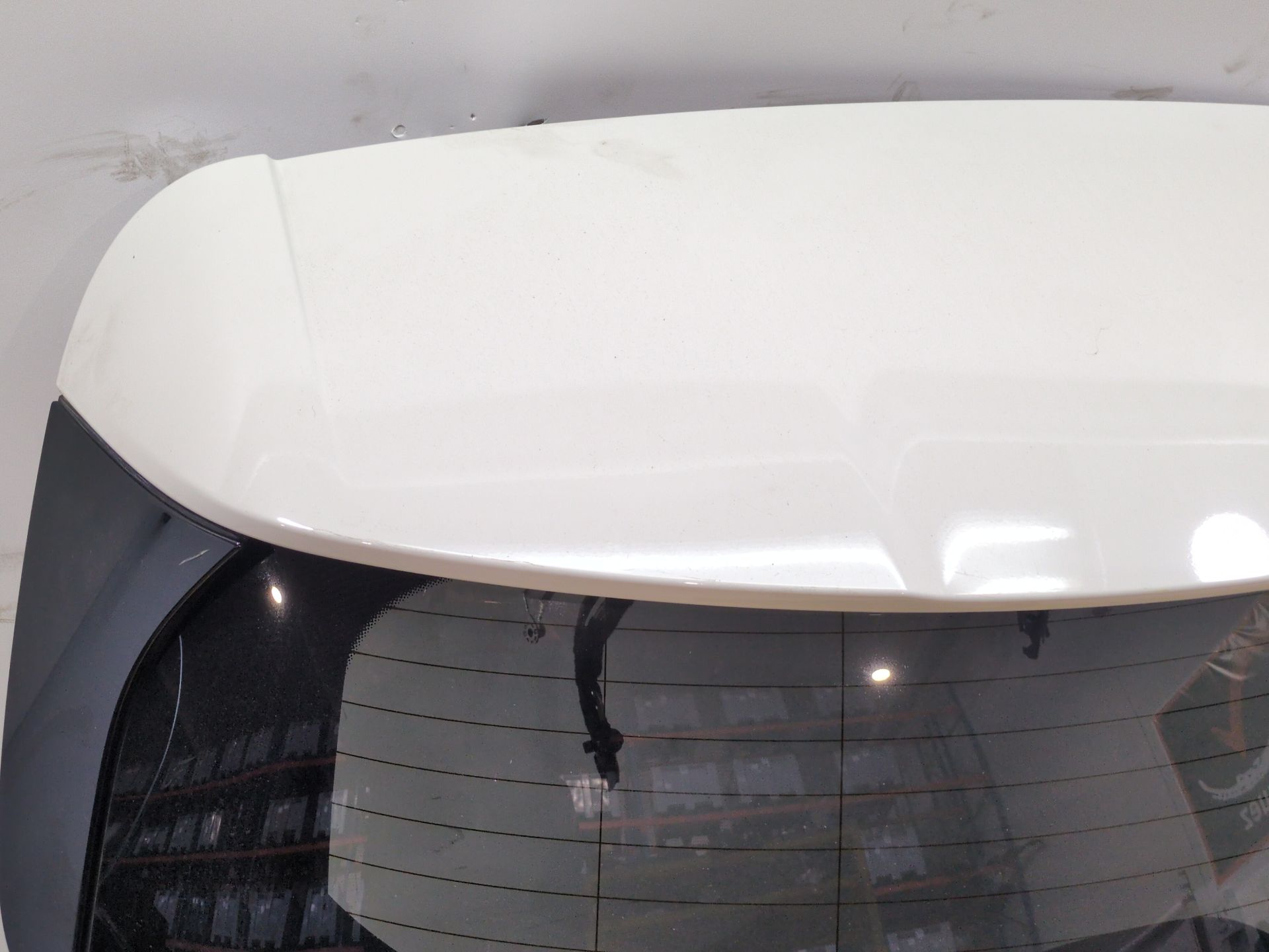 porton_trasero_a1767402200_650_blanco_calcita_acabado_estandar_mercedes_benz_clase_a_w176_a_200_cdi_176_001