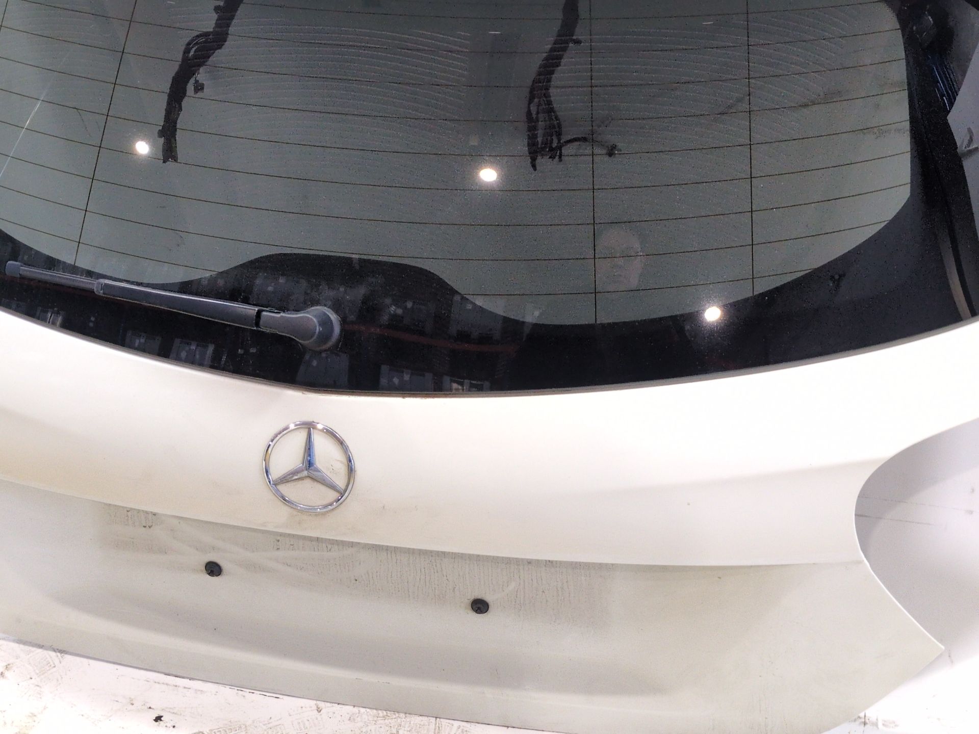 porton_trasero_a1767402200_650_blanco_calcita_acabado_estandar_mercedes_benz_clase_a_w176_a_200_cdi_176_001